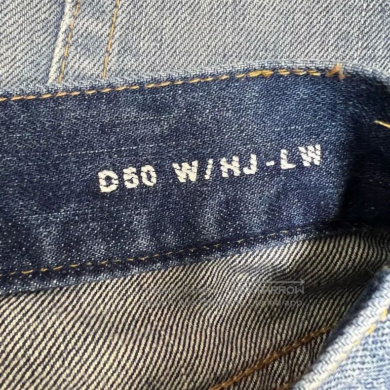 Saint Laurent Paris Saint Laurent Paris Wash Blue Fringe Denim Pants Size 28" / US 6 / IT 42 - 4 Thumbnail