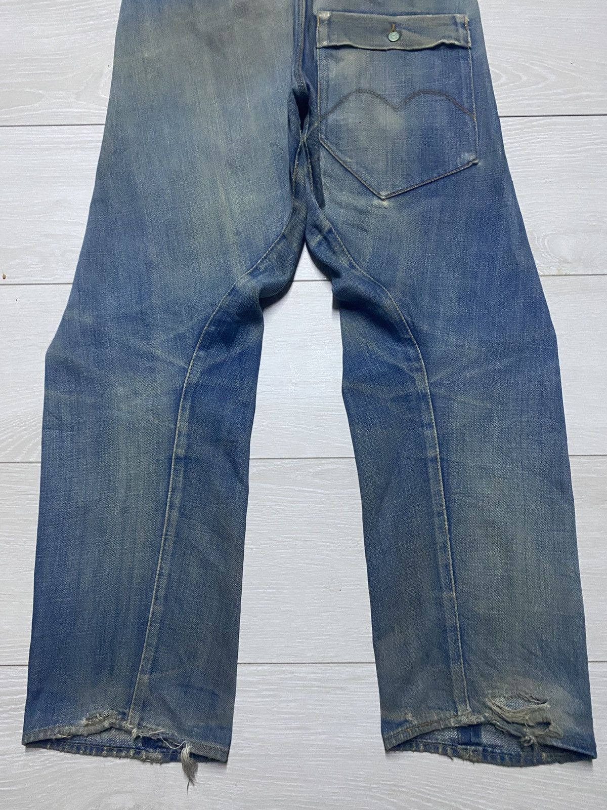 Levi's Vintage Levis Engineered Mud Wash Distressed Twist Leg Jeans Size US 31 - 7 Thumbnail