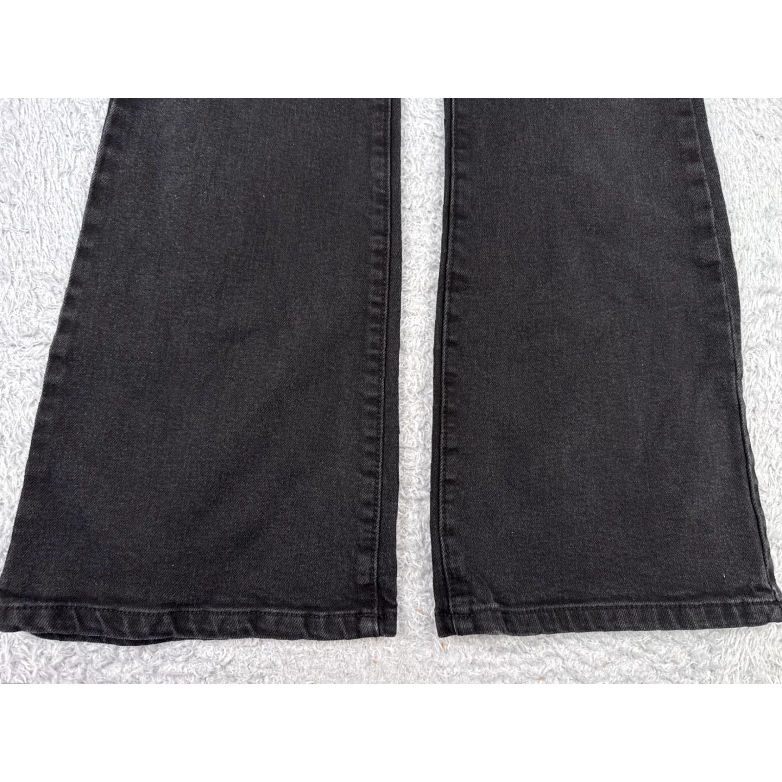Rsq RSQ Jeans Womens 23 Black Denim Flared High Rise Cotton Blend 23x30 Shirt? Size 40" / US 18 - 4 Thumbnail