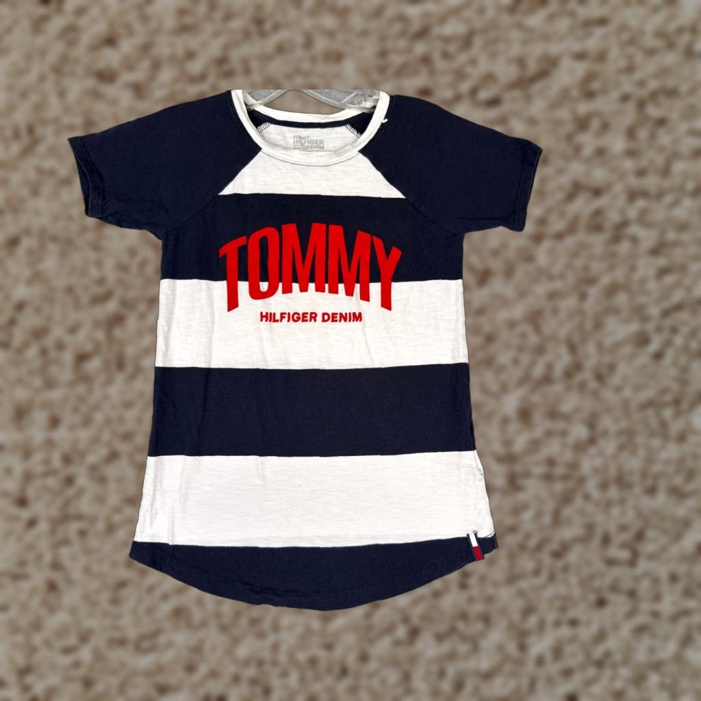 Tommy Hilfiger VINTAGE Tommy Hilfiger Shirt Teens 2XS Denim Striped Blue Short Sleeve Crew Neck Pullover Cotton Jersey Casual Size XXS / US 00 / IT 34 - 1 Thumbnail
