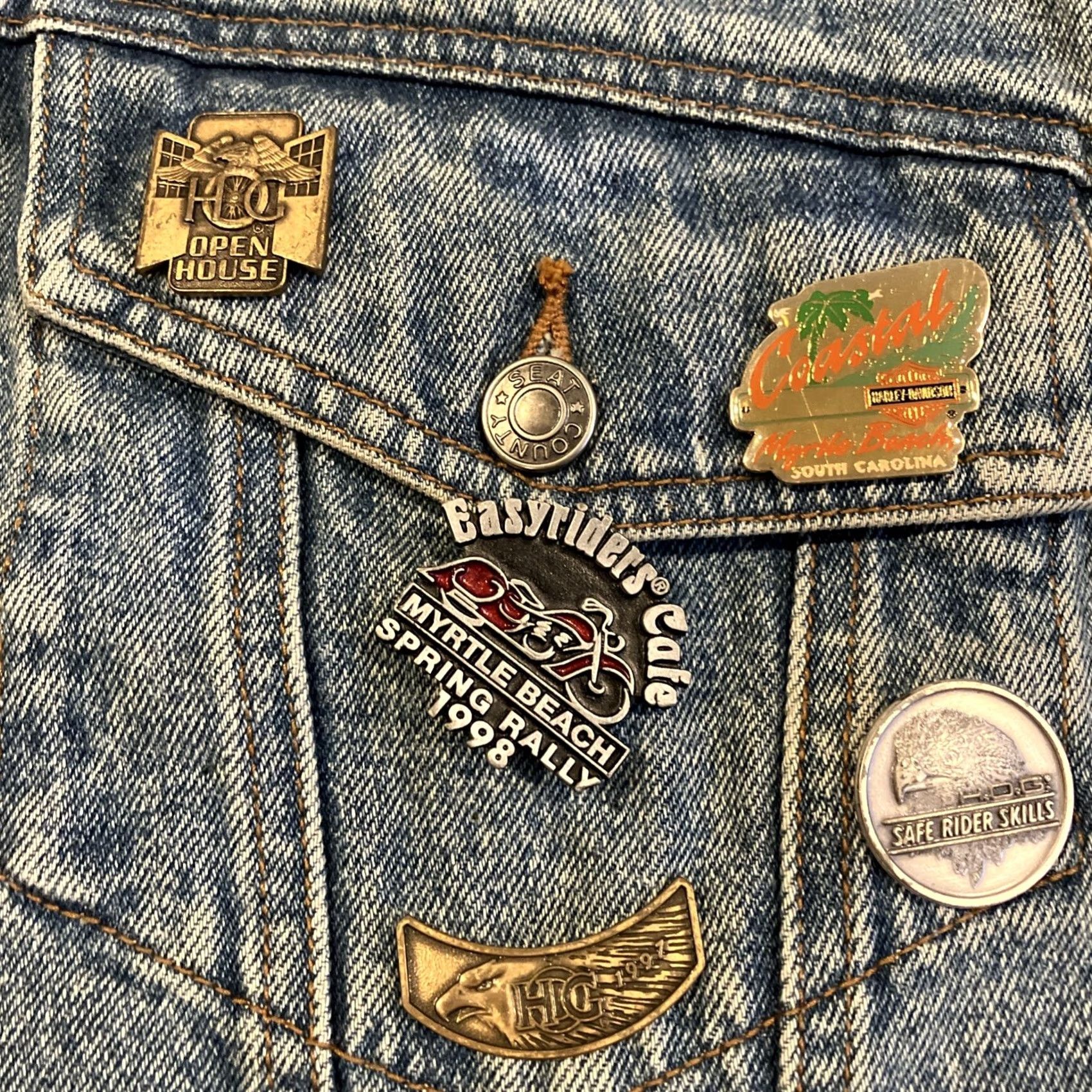 Harley Davidson VINTAGE Harley Davidson Denim Biker Vest XL RARE HOG Pins Baltimore Patch Size US XL / EU 56 / 4 - 5 Thumbnail