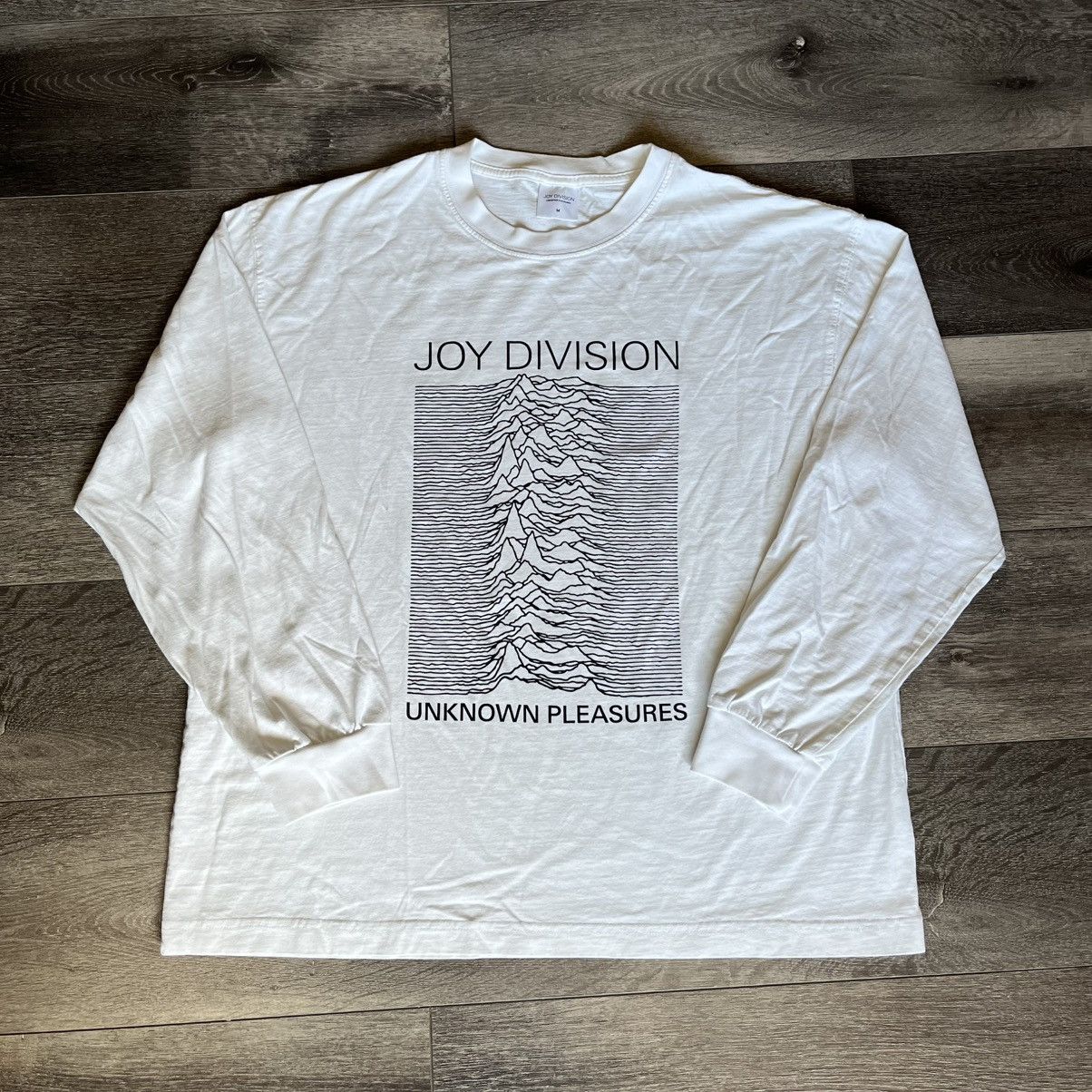 Joy Division GU Joy Division Unknown Pleasures Punk Band Longsleeve Tee Size US M / EU 48-50 / 2 - 1 Thumbnail