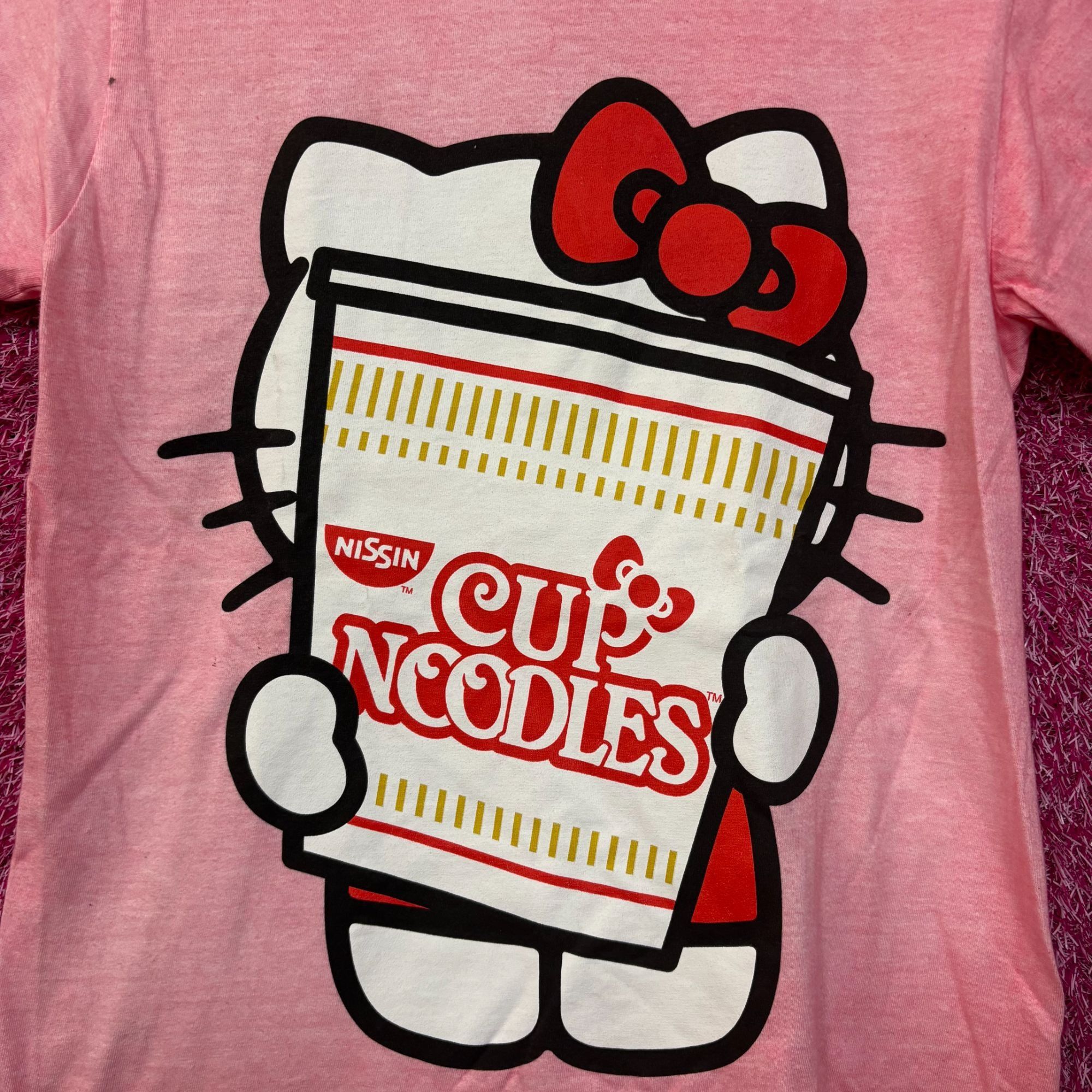 Other Sanrio Hello Kitty x Nissin Cup Noodles Pink T-Shirt Extra S Size XS / US 0-2 / IT 36-38 - 2 Thumbnail