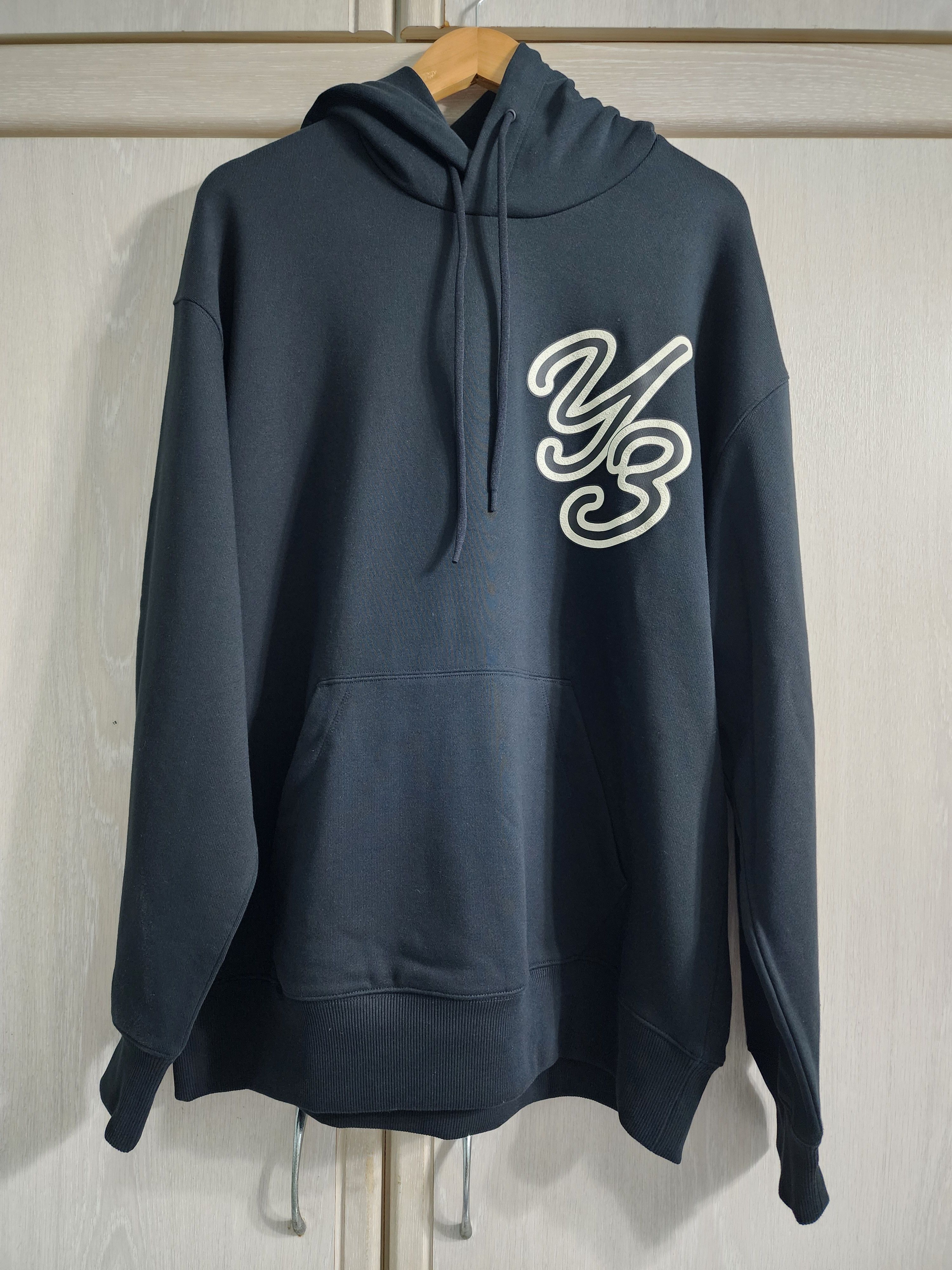 Y-3 Y-3 Graphic Logo Hoodie Size US L / EU 52-54 / 3 - 1 Thumbnail