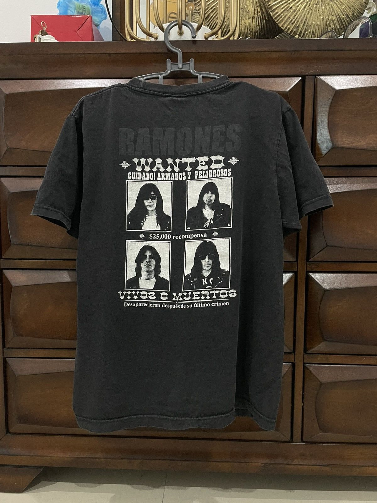Band Tees Vintage The Ramones Line Up Mirror Print Size US L / EU 52-54 / 3 - 2 Thumbnail