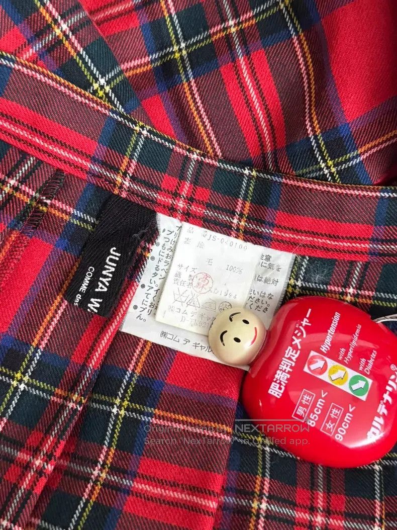 Junya Watanabe Junya Watanabe size F Red plaid wrap-around skirt Size 23" - 9 Thumbnail