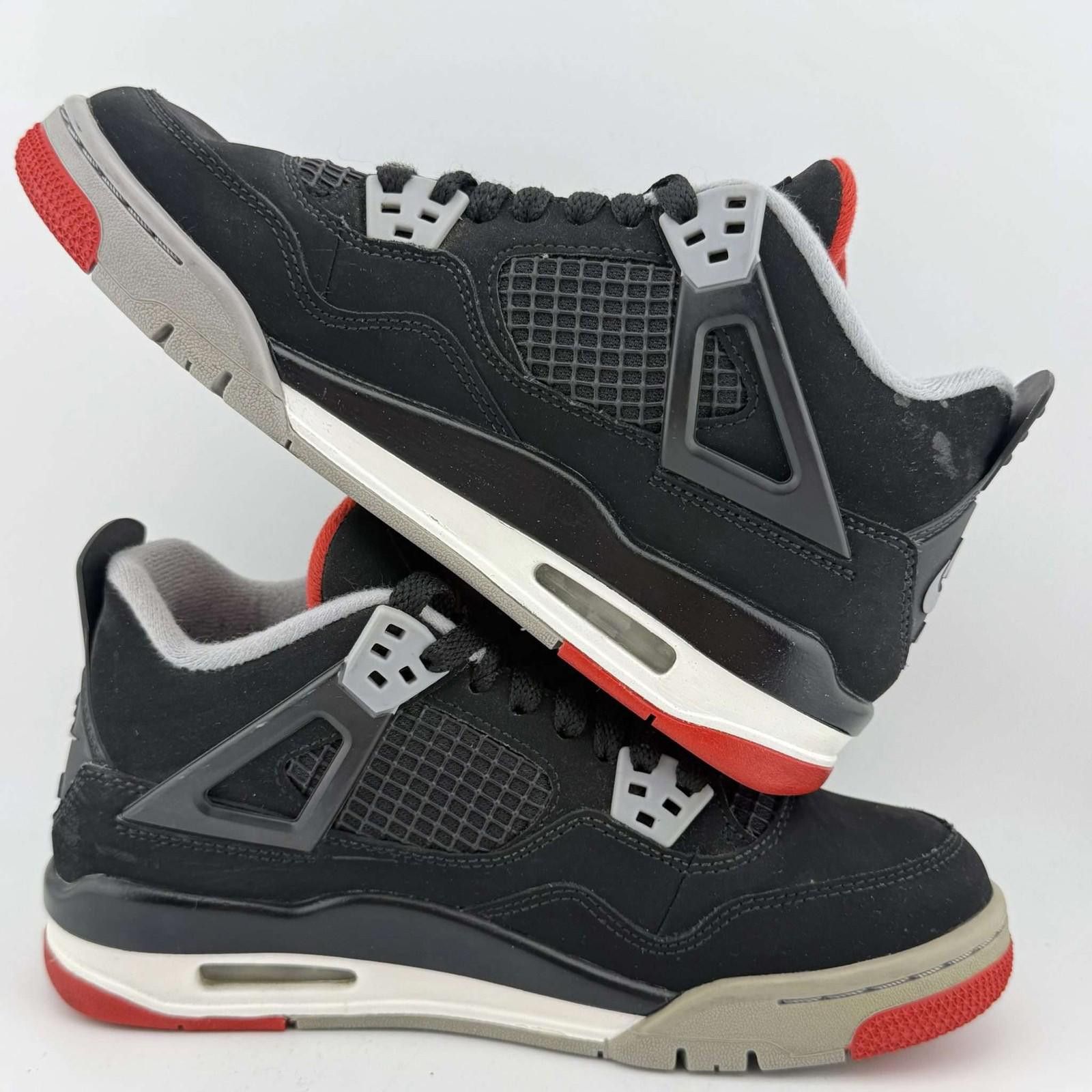 Jordan Brand Air Jordan 4 Retro Bred 2019 Black Red 5Y Used with Box Size US 5 / EU 37 - 7 Thumbnail