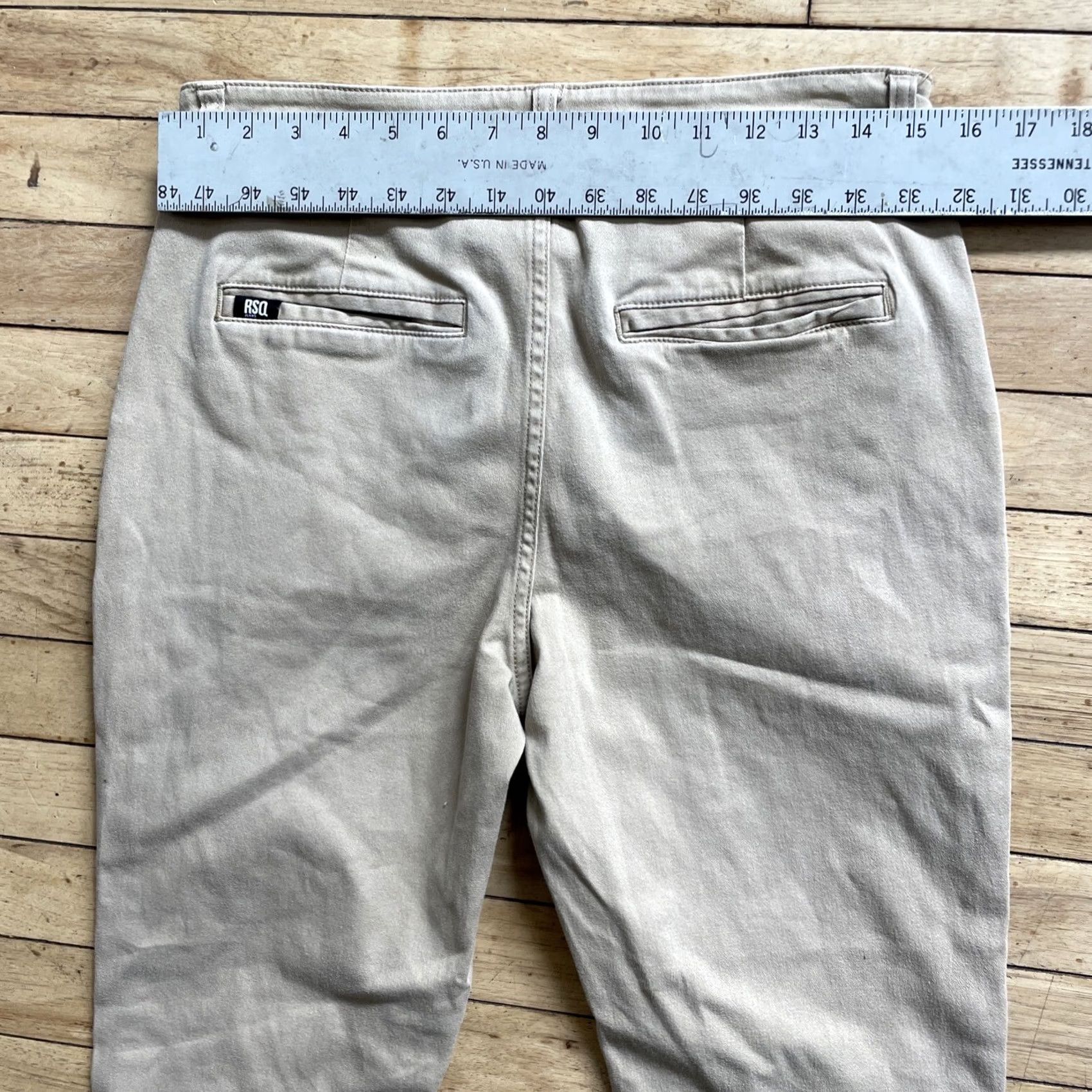 Rsq RSQ Pants Men 30x30 Slim Taper Flat Chino Khaki Stretch Spandex Academia Mens Casual Workwear 30 Khaki Slim Tapered 90s RSQ Theme Size US 30 / EU 46 - 7 Thumbnail