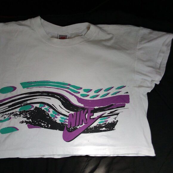Nike × Vintage Vintage 90s Nike Crop Top T-Shirt Size M / US 6-8 / IT 42-44 - 4 Thumbnail