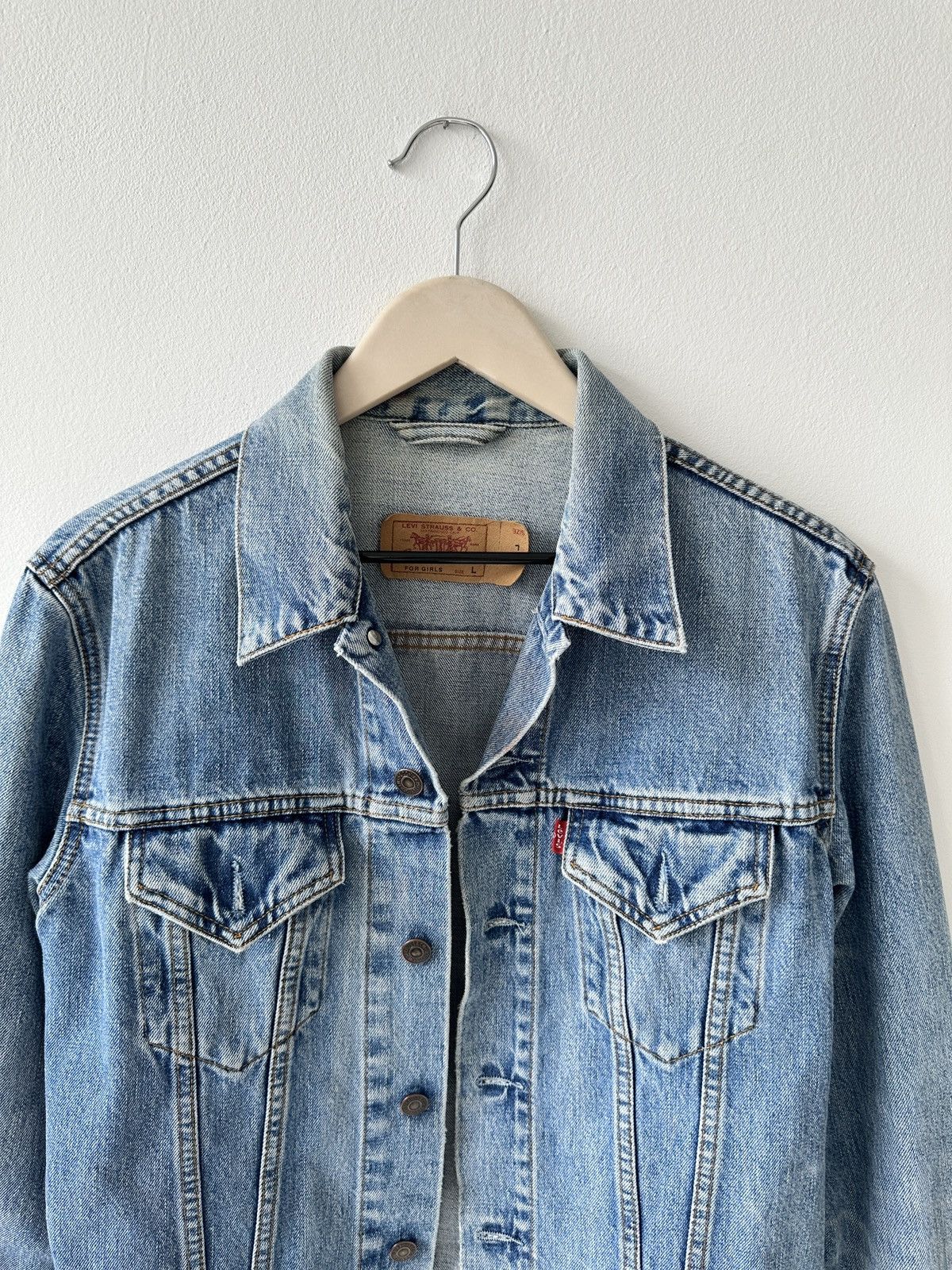 Levi's × Levi's Vintage Clothing Vintage Levi’s Denim Jeans Faded Jacket Size L / US 10 / IT 46 - 4 Thumbnail