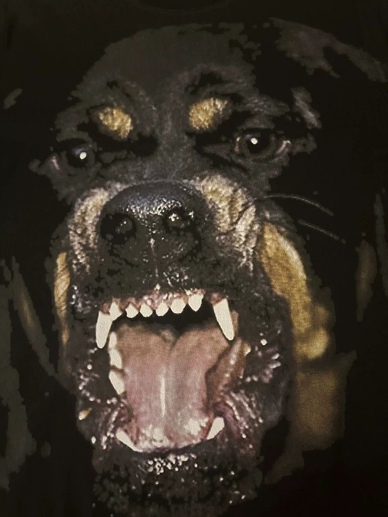 Givenchy Givenchy Classic Rottweiler large dog print short-sleeve Size US S / EU 44-46 / 1 - 2 Thumbnail