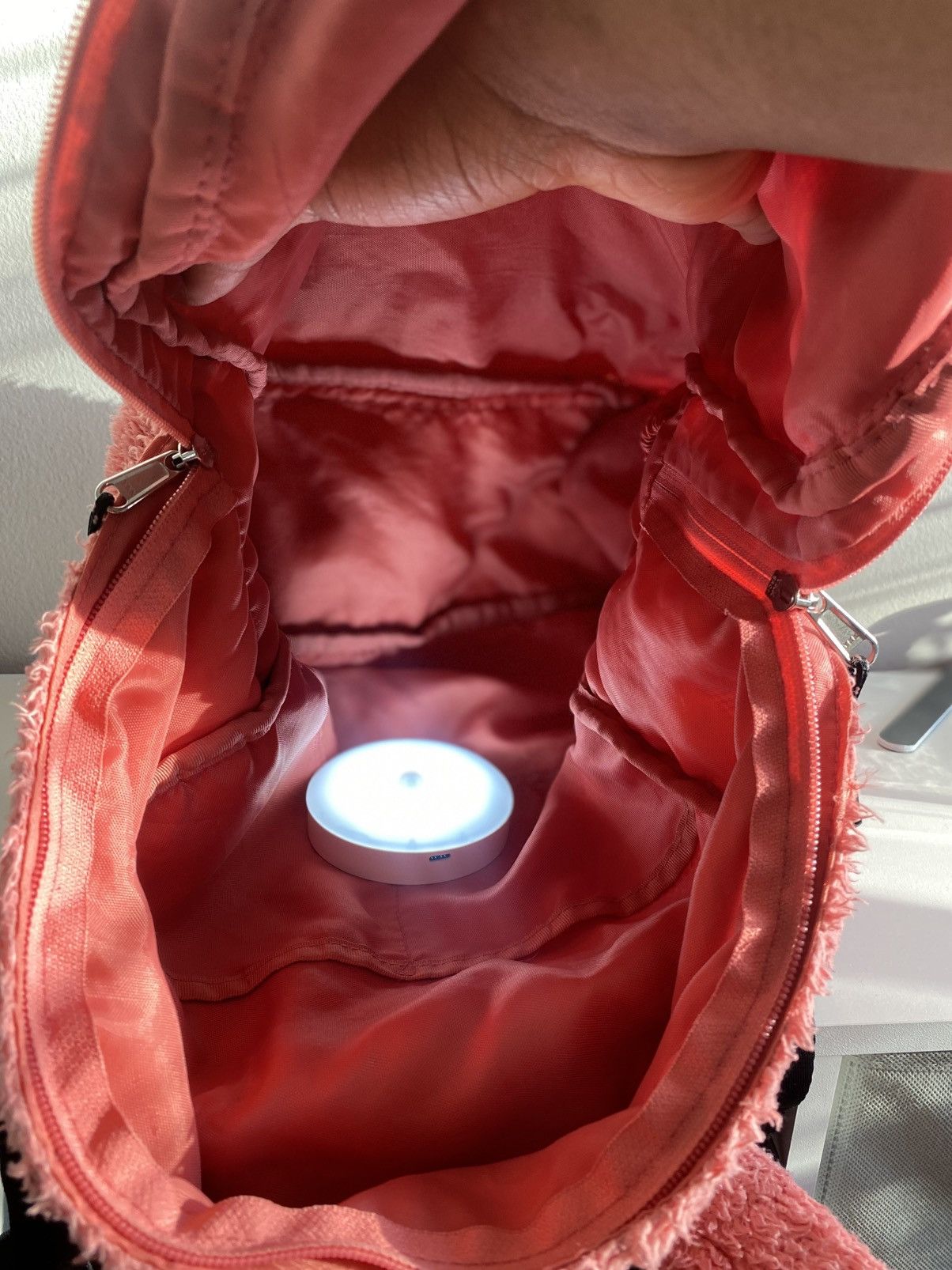 Hypebeast UNIQLO FUR BACKPACK Size ONE SIZE - 6 Thumbnail