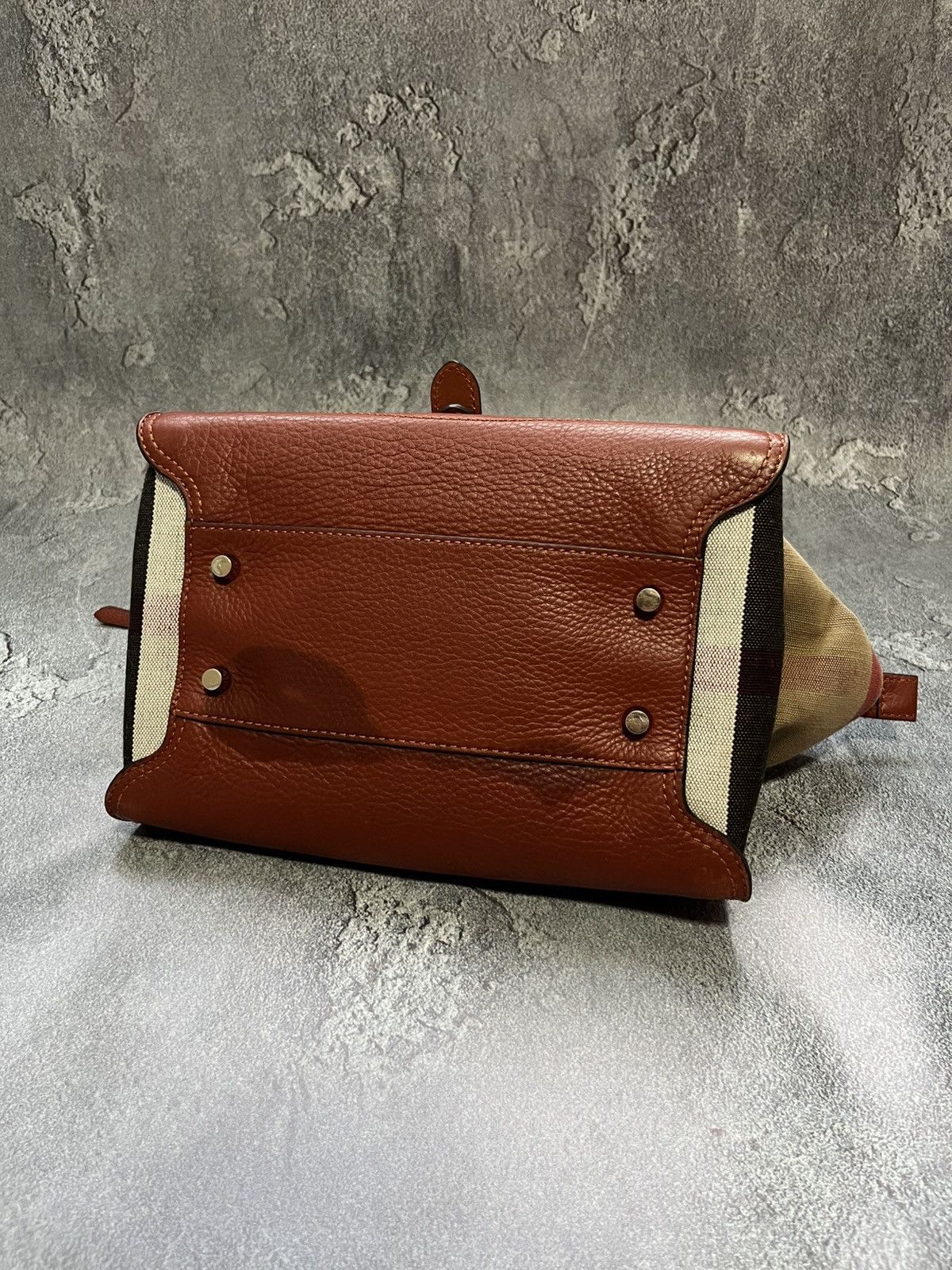 Burberry Burberry Brown Check Canvas/Leather Tote Bag Size ONE SIZE - 6 Thumbnail