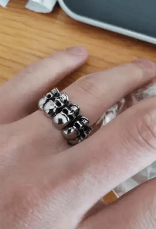 Other Skull Punk Ring Size ONE SIZE - 1 Thumbnail