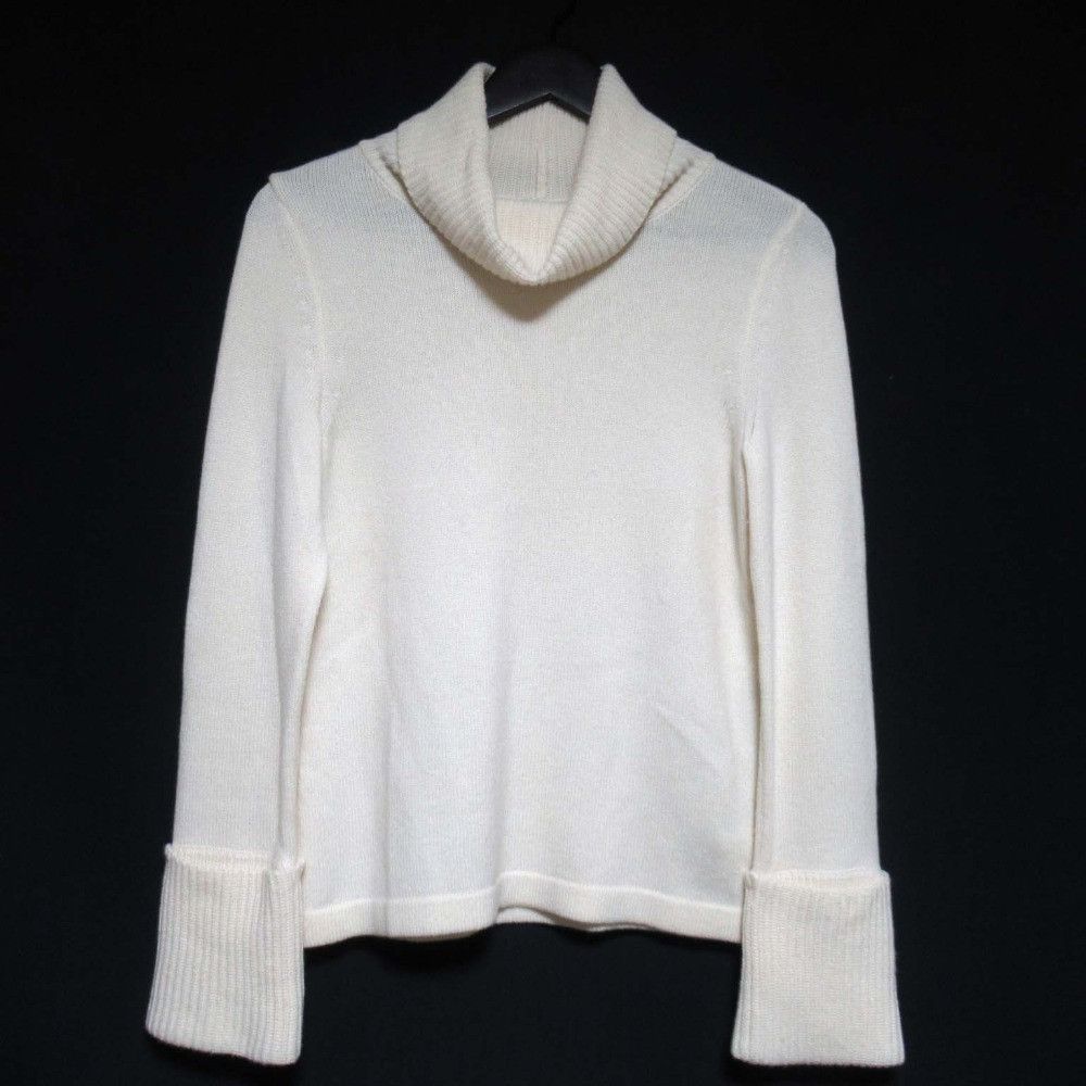 Other Other FOXEY BOUTIQUE Sweater White Snow Cashmere Sweater Others Tops 36060 Size ONE SIZE - 1 Thumbnail