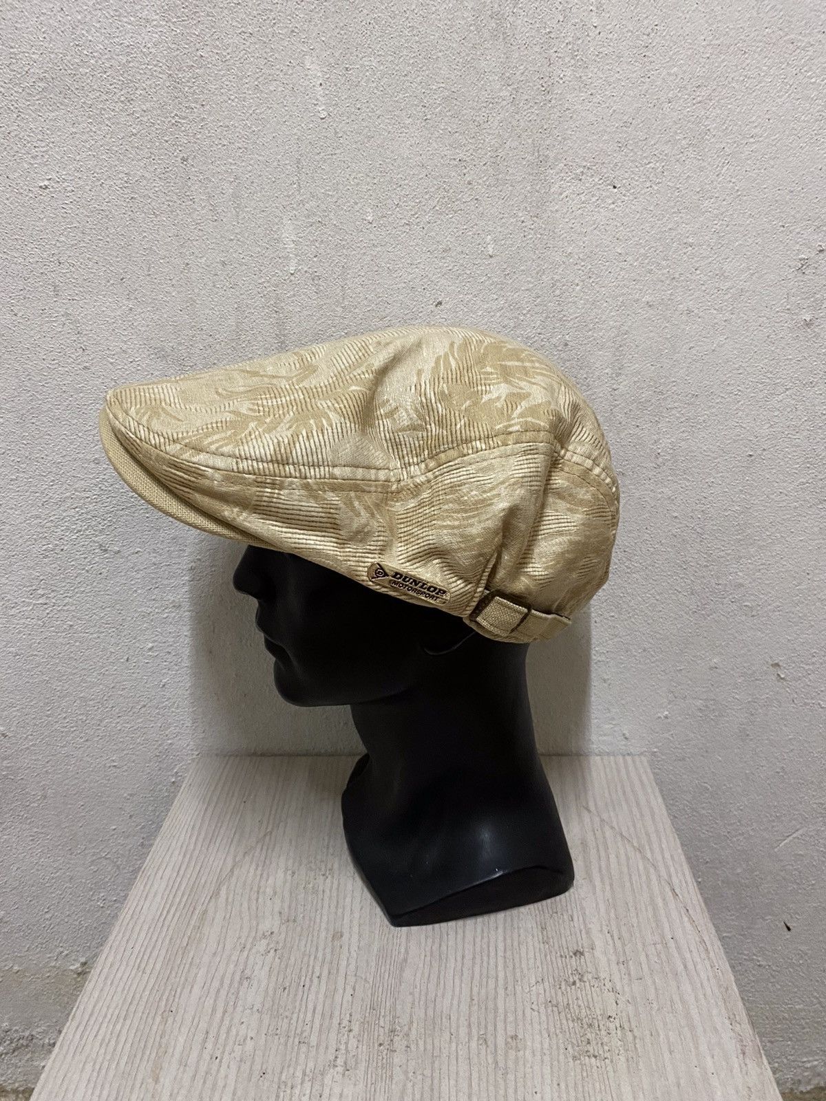 Dunlop × Vintage Vintage Dunlop Hawaii Design Corduroy Beret Hat Size ONE SIZE - 2 Thumbnail