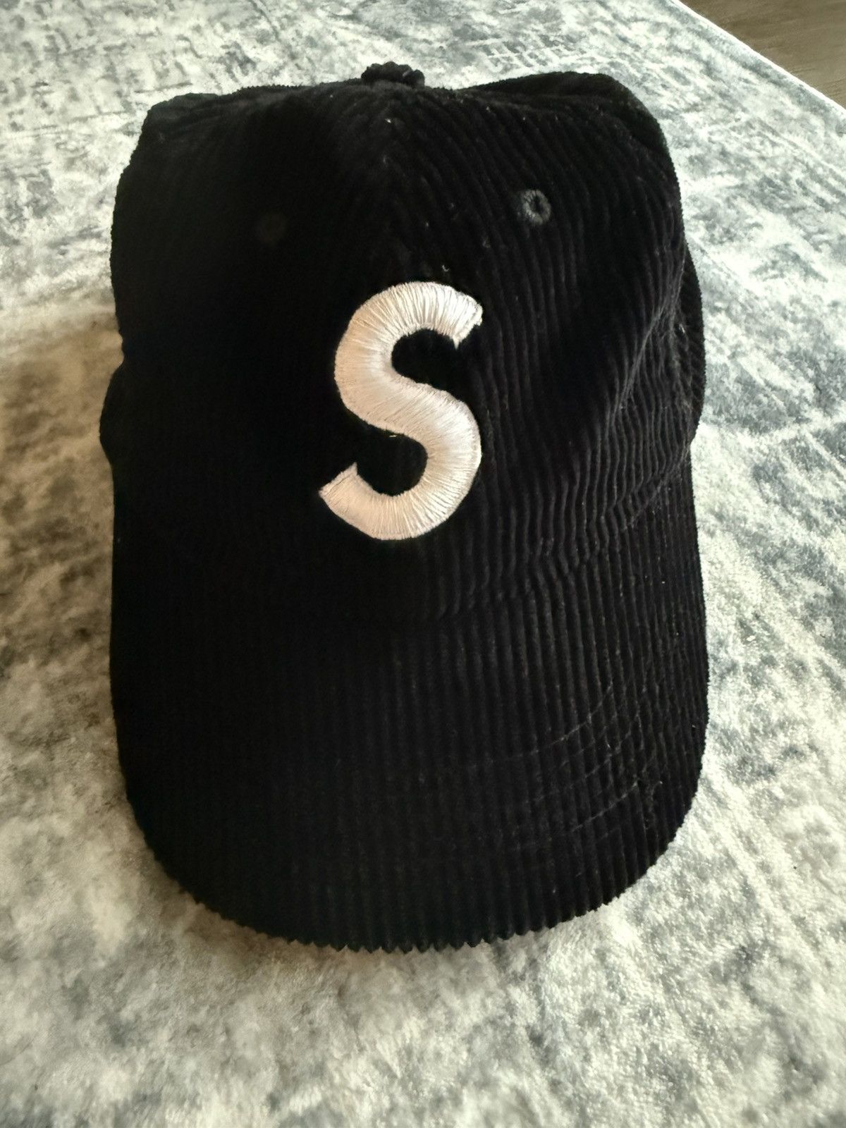 Supreme Supreme Black Corduroy Hat Size ONE SIZE - 1 Thumbnail