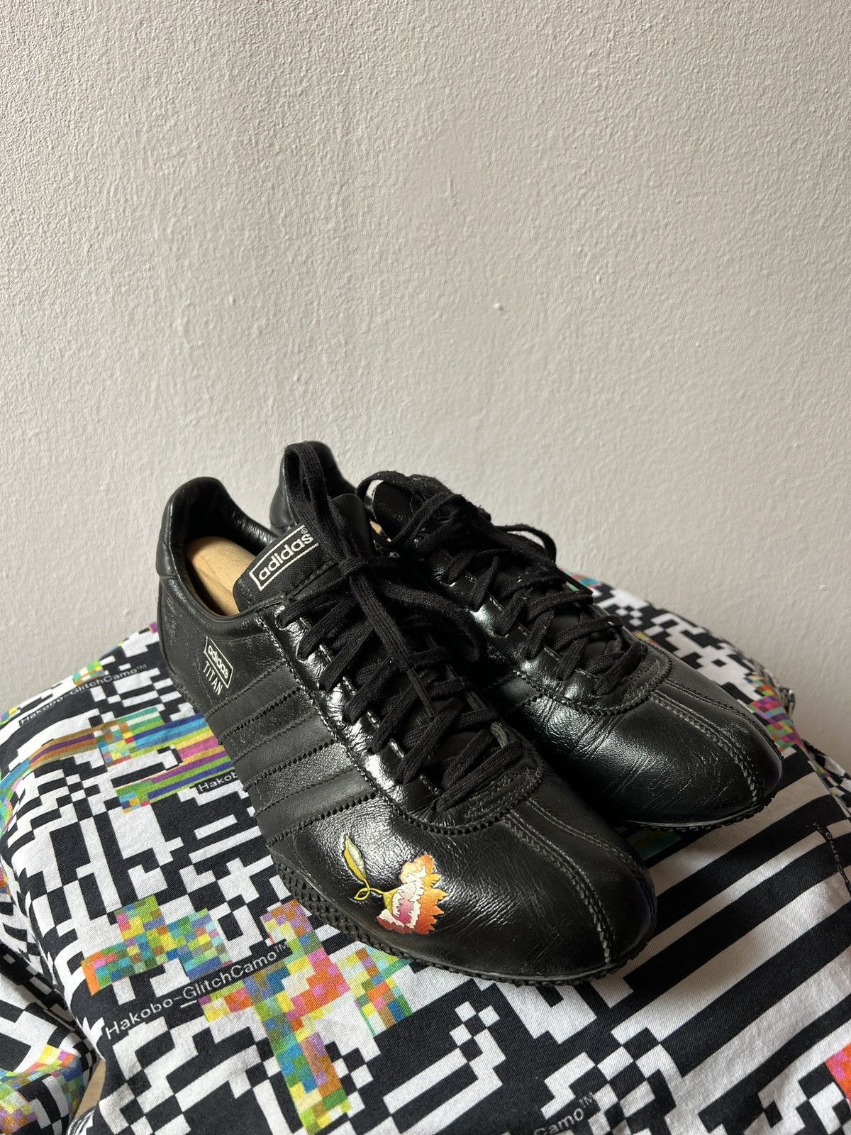 Adidas Rare Black Leather Adidas Titan Y2K City Series Puma Cat Size US 9 / EU 42 - 5 Thumbnail