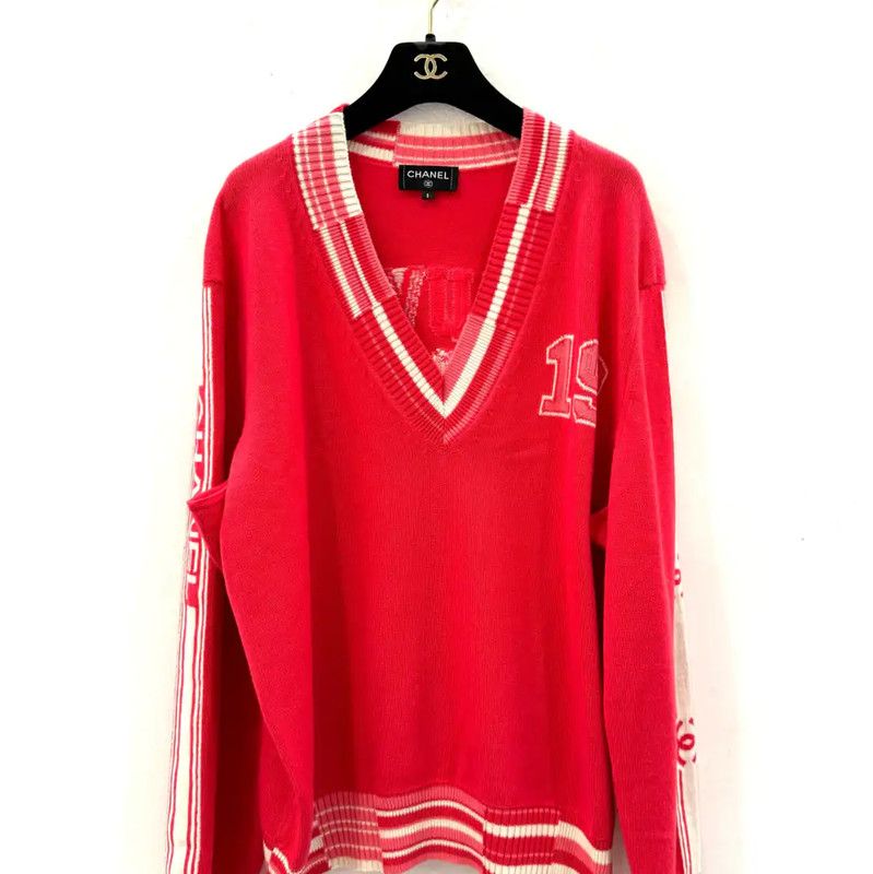 Chanel Chanel Red Wool Women's Pullover Sweater 0089 Size S / US 4 / IT 40 - 1 Thumbnail