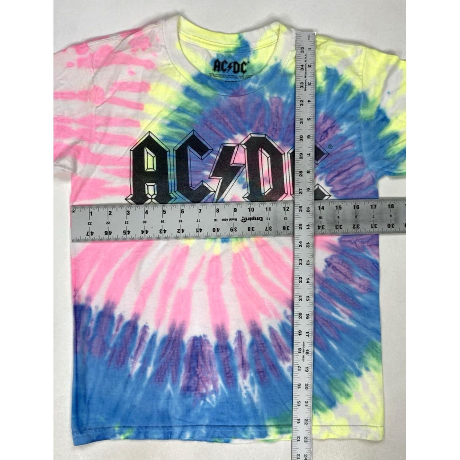Logo 7 ACDC Logo Graphic T-shirt Women XS Multicolor Tie Dye Short Sleeve Music ShirtXS Women Casual Size XS / US 0-2 / IT 36-38 - 5 Thumbnail