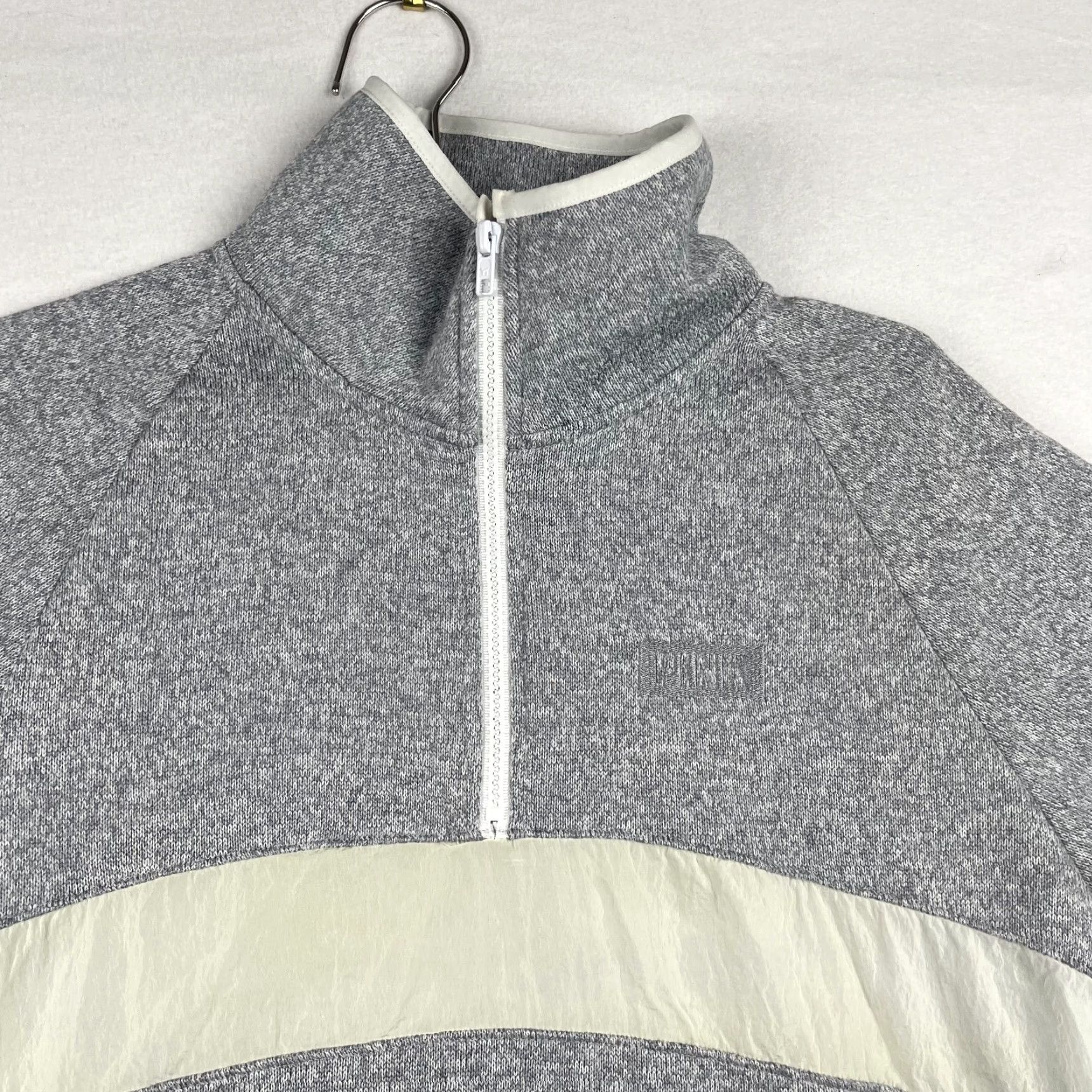 Victoria's Secret Victoria's Secret Pink Sweatshirt Womens XS Gray Polyester Mock Neck Quarter Zip Size XS / US 0-2 / IT 36-38 - 2 Thumbnail