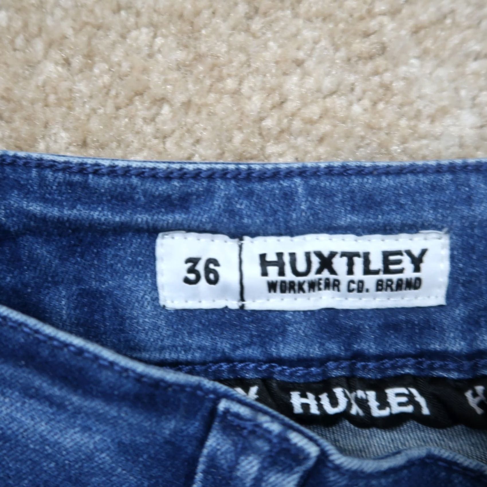 CO Huxtley Jeans Men 36x32 Straight Leg Denim 5-Pocket Cotton Blend Blue Stretch Denim Pants Regular Size Size US 36 / EU 52 - 4 Thumbnail