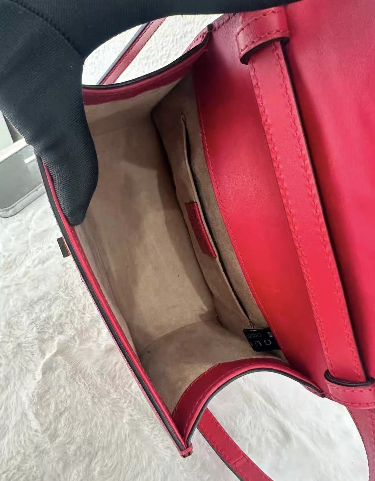 Gucci Gucci Mini Sylvie in red J38 Size ONE SIZE - 7 Thumbnail