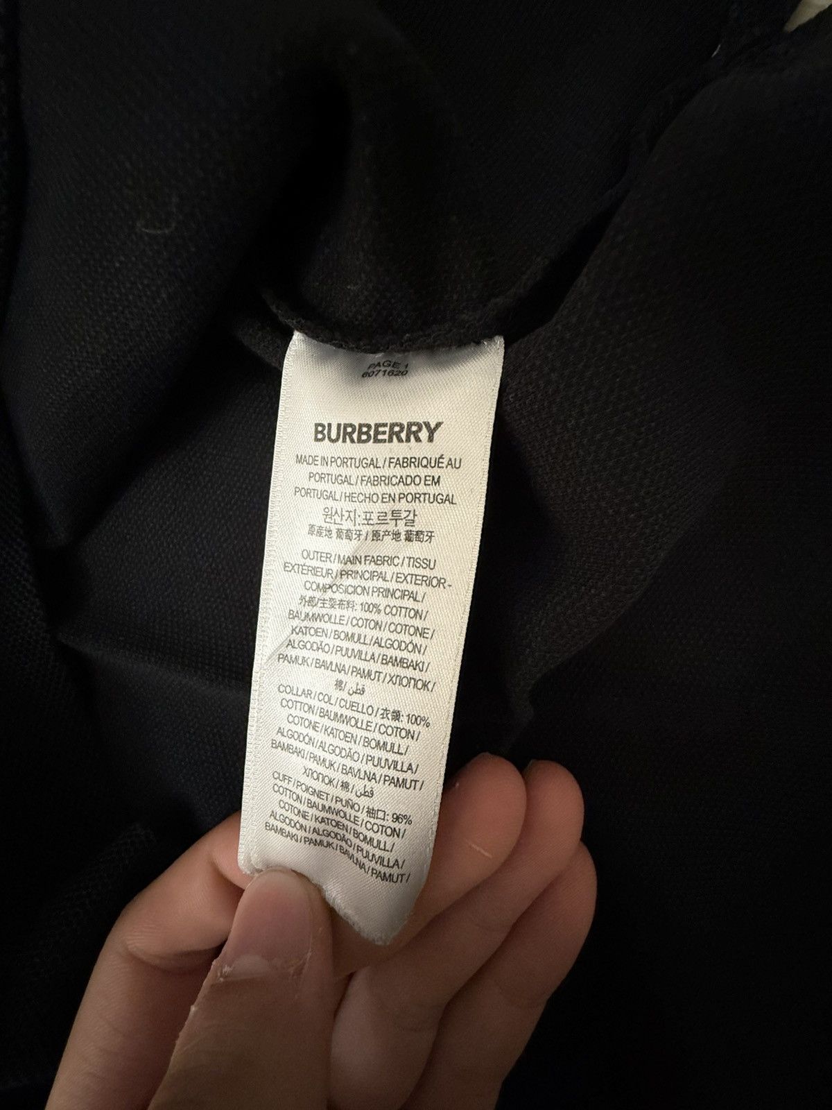 Burberry Burberry Tshirt Black Size US XS / EU 42 / 0 - 5 Thumbnail