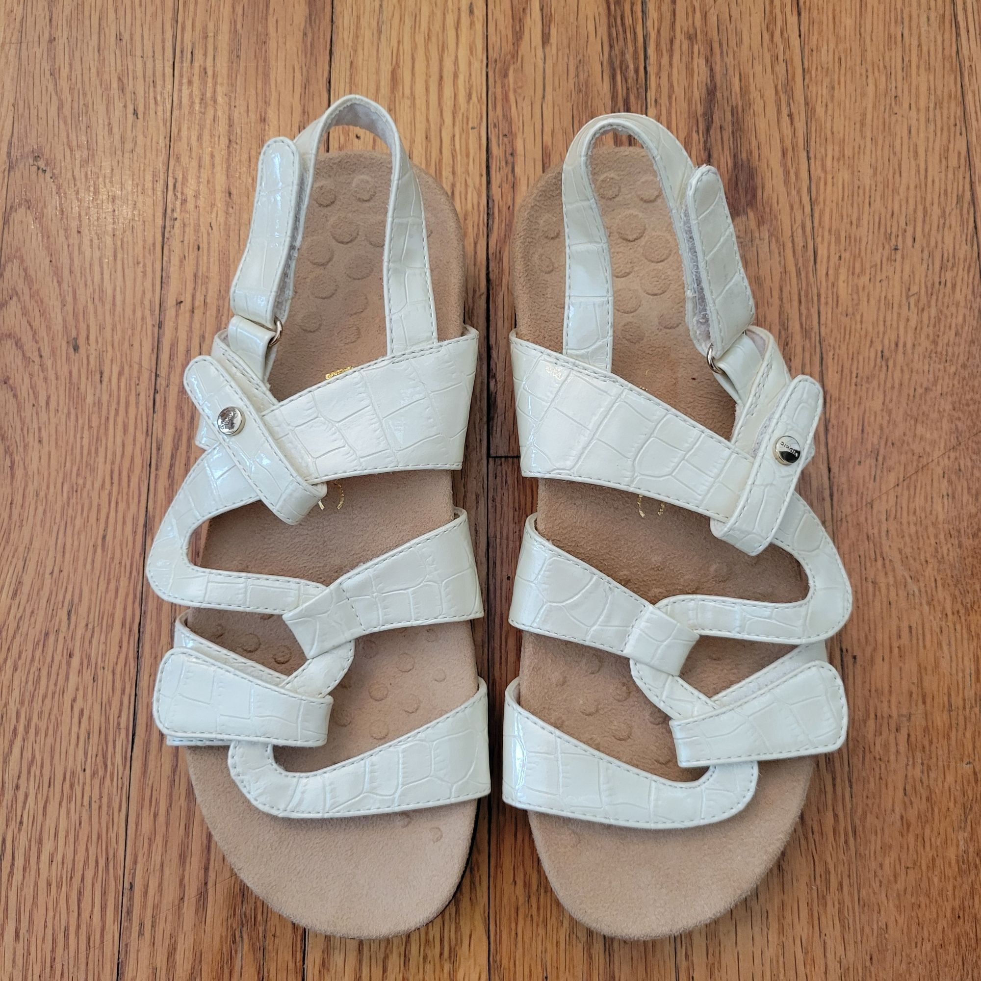 Vionic Vionic Cream Crocodile Embossed Open Toe Sandals 6 PAROS Bac Size US 6 / IT 36 - 3 Thumbnail