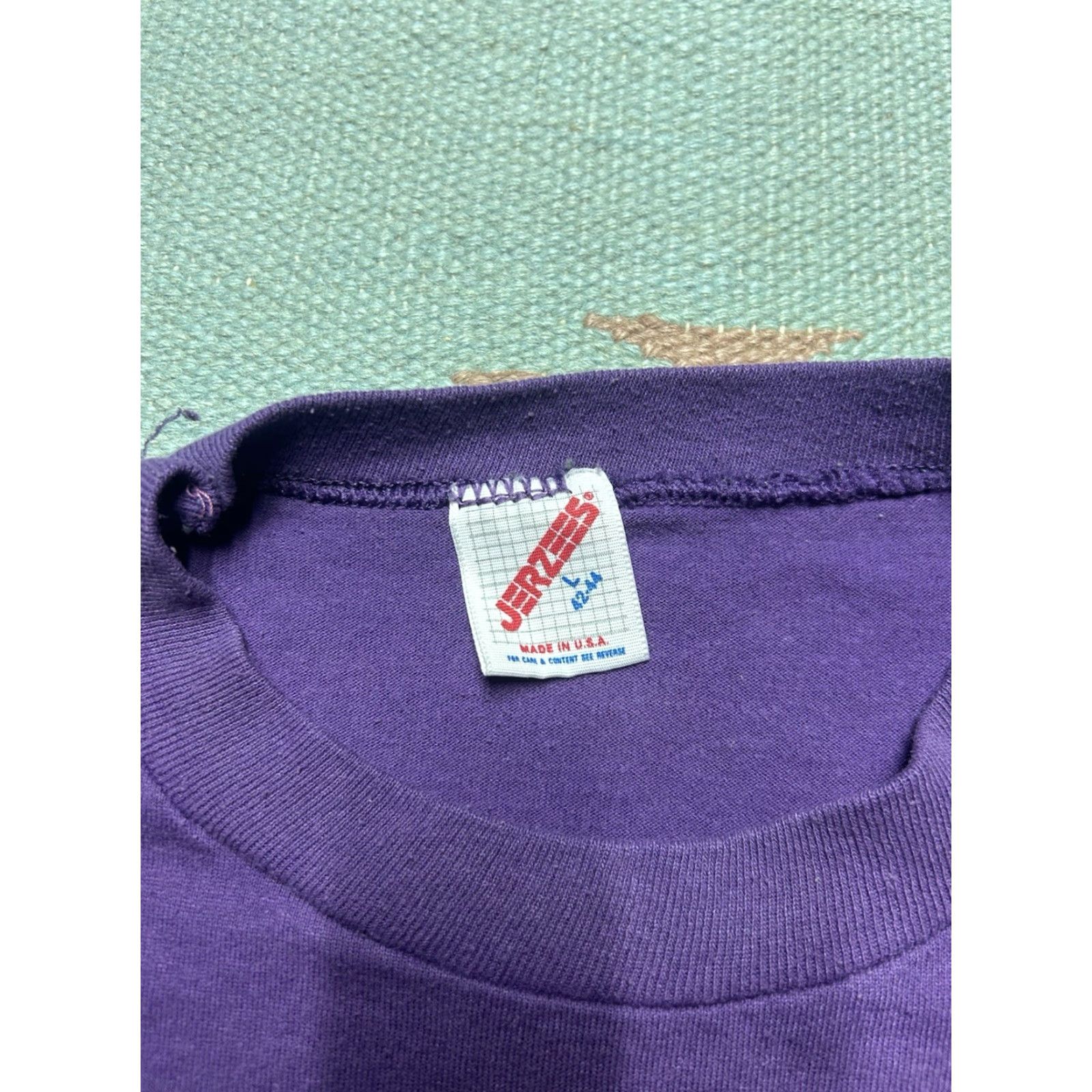 Jerzees VINTAGE 80s Jerzees T-Shirt Pocket Purple Plum Large Men Shirts Size US L / EU 52-54 / 3 - 6 Thumbnail