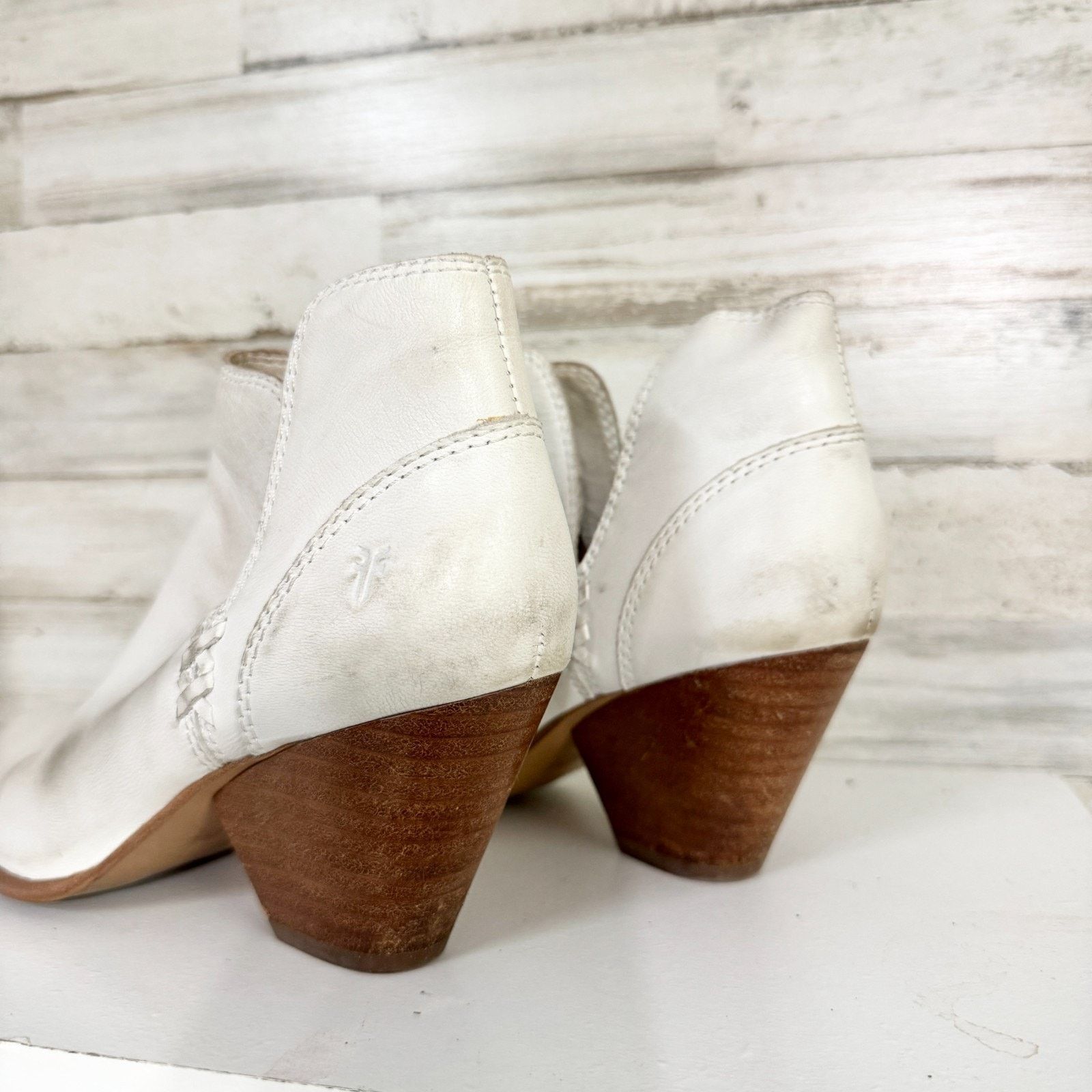 Frye Frye Shoes Size 6M Cream Leather Ankle Bootie Boots Shootie Size US 6 / IT 36 - 5 Thumbnail