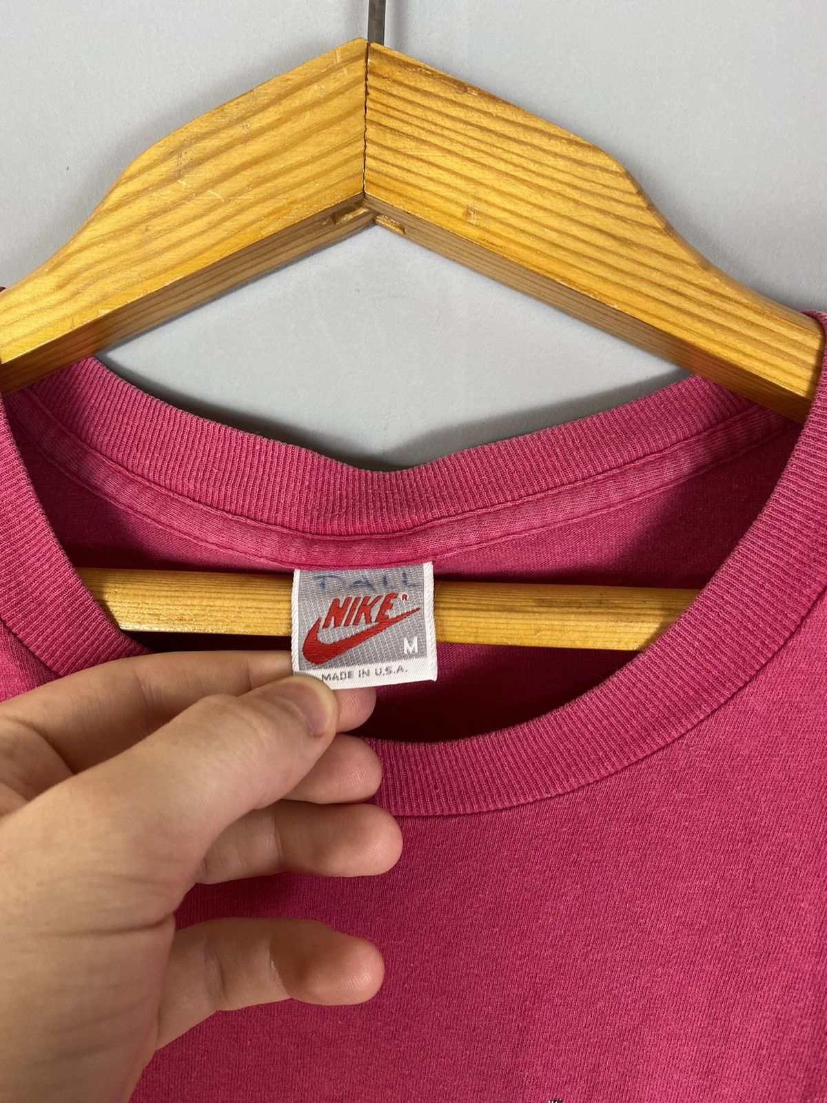 Nike × Vintage Vintage 90s Nike big logo tee T-shirt Size US M / EU 48-50 / 2 - 6 Thumbnail