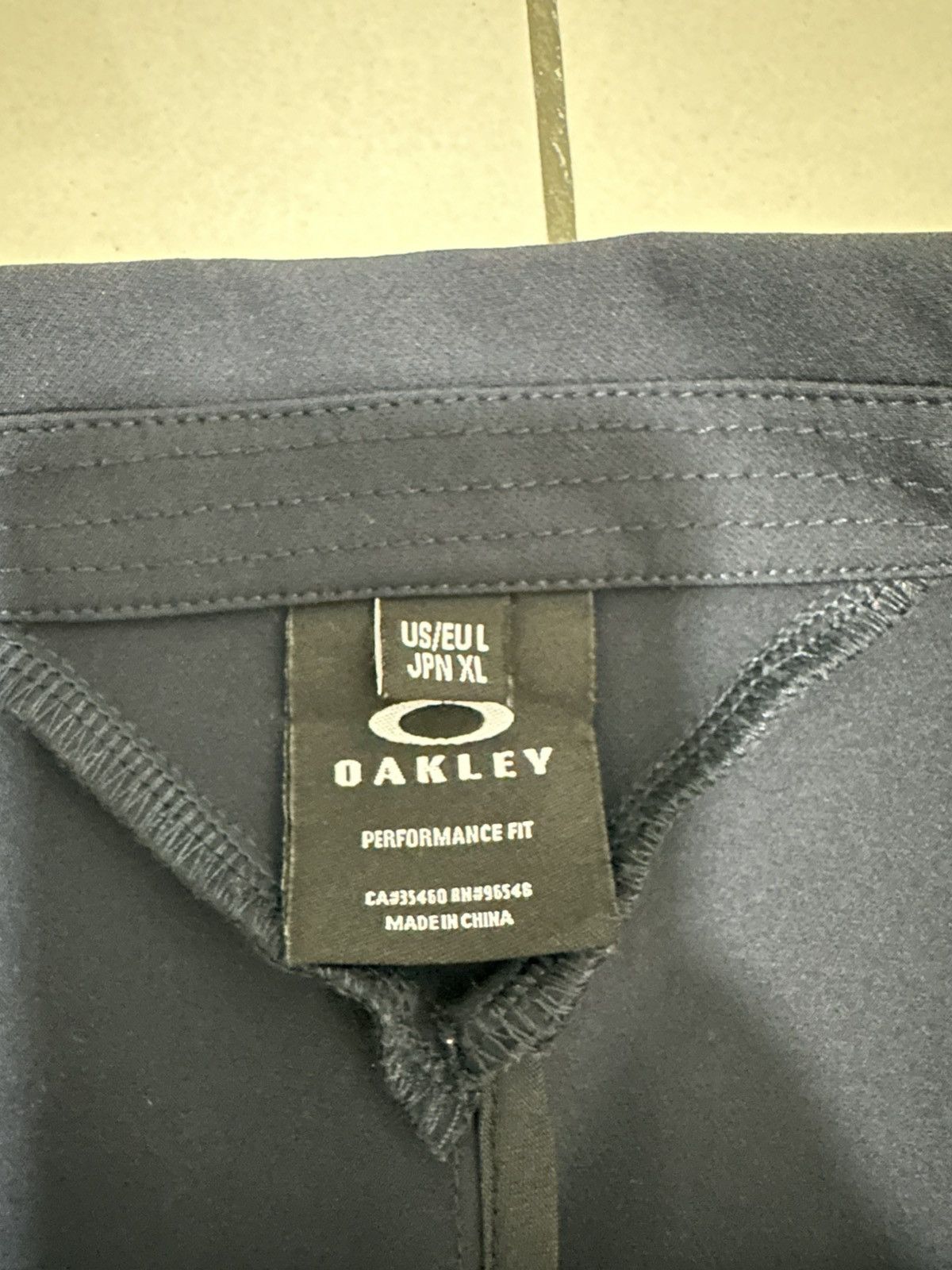 Oakley Oakley Light Jacket Design The World Is Always Involving Size US L / EU 52-54 / 3 - 3 Thumbnail