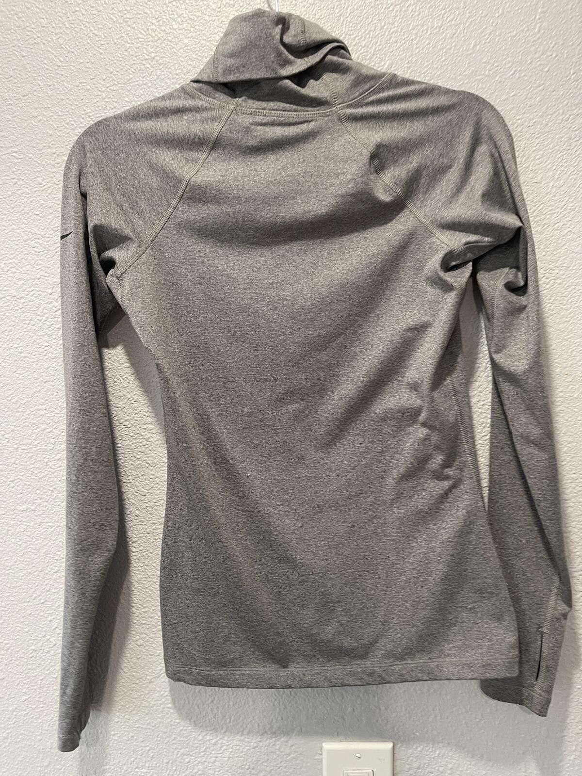 Nike Nike Dri-Fit Gray Long Sleeve Pullover with Cowl Neck Size S / US 4 / IT 40 - 3 Thumbnail