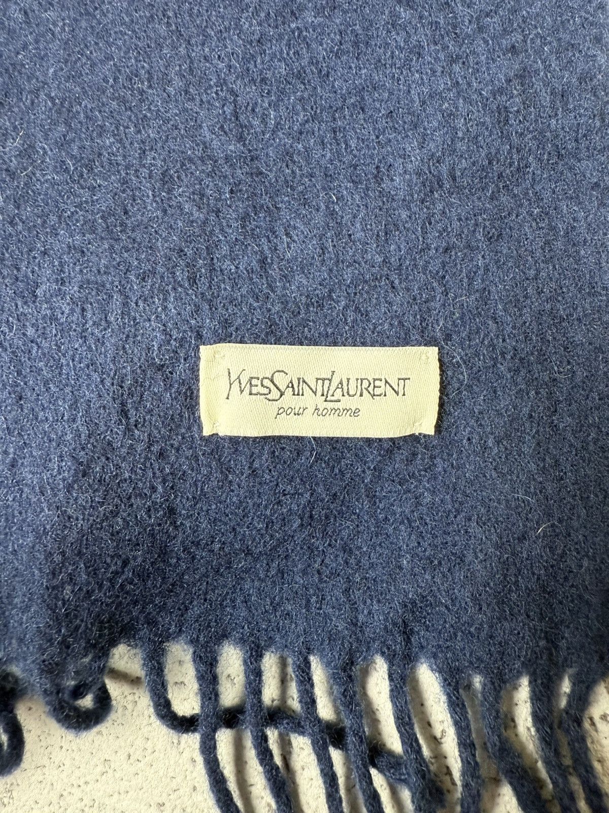 Yves Saint Laurent Yves Saint Laurent Scarf Vintage Wool Logo Made in Italy Size ONE SIZE - 13 Thumbnail