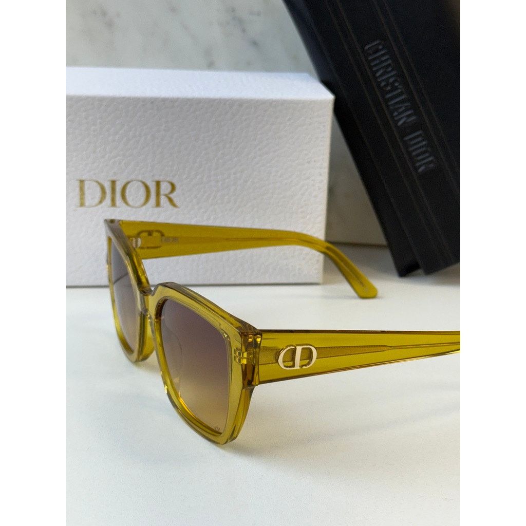 Dior NEW Dior DiorGlow S1I Cat Eye Sunglasses in Red Size ONE SIZE - 4 Thumbnail