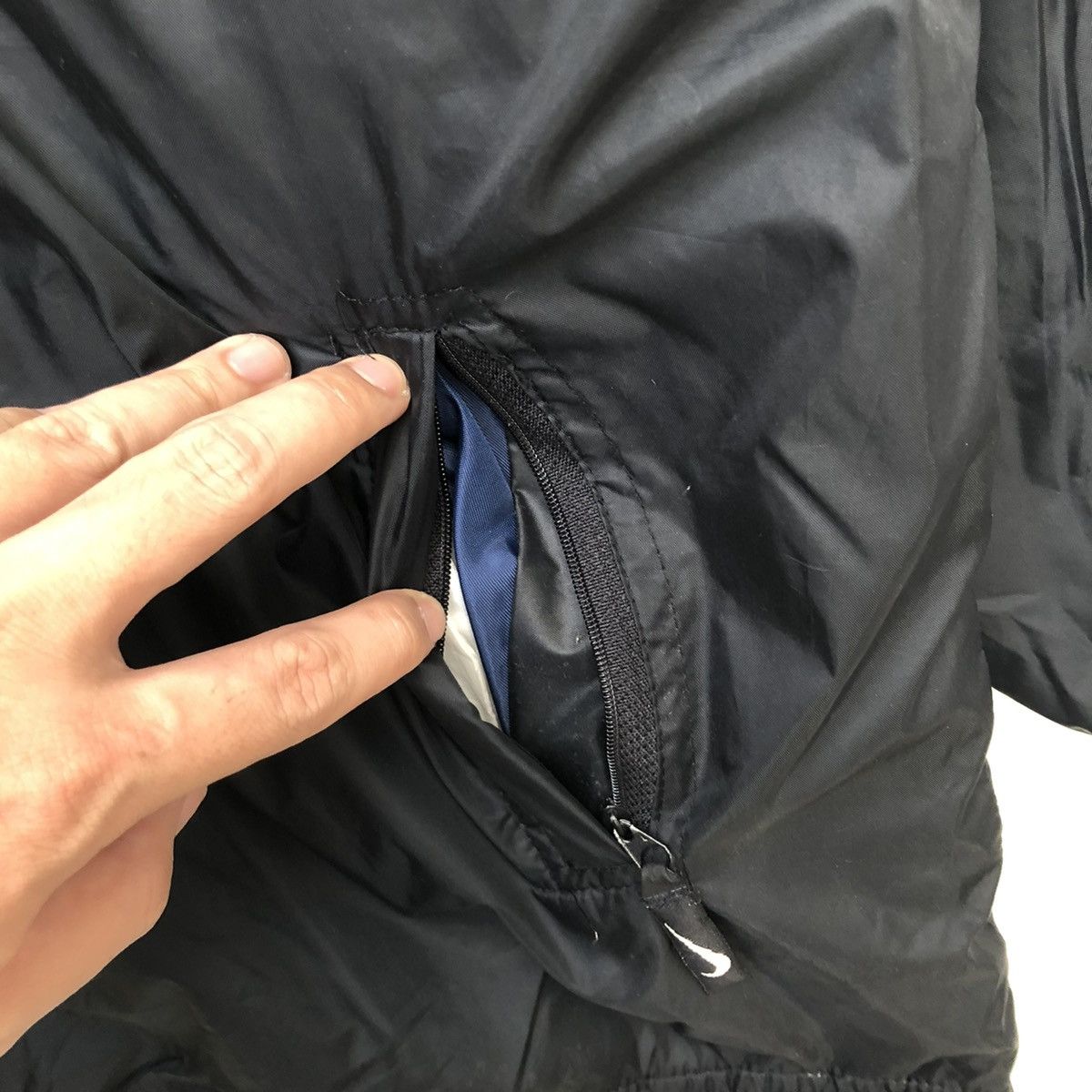 Japanese Brand Vintage 90s Nike Air Swoosh Reversible Jacket | L | Swag Size US L / EU 52-54 / 3 - 7 Thumbnail