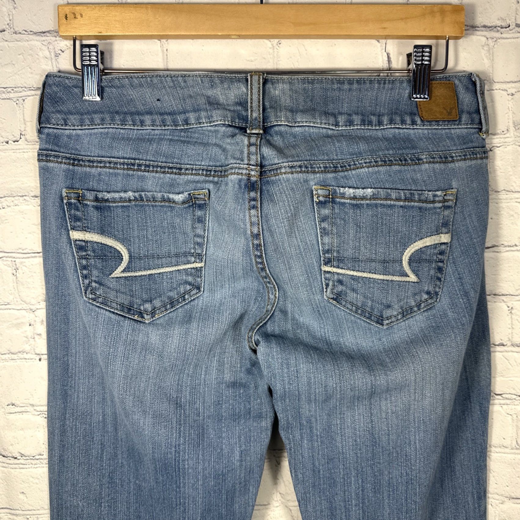 Vintage VINTAGE American Eagle ARTIST Jeans Womens 8 Low Rise Flare Light Wash Stretch 2010 Size 24" / US 00 / IT 34 - 5 Thumbnail