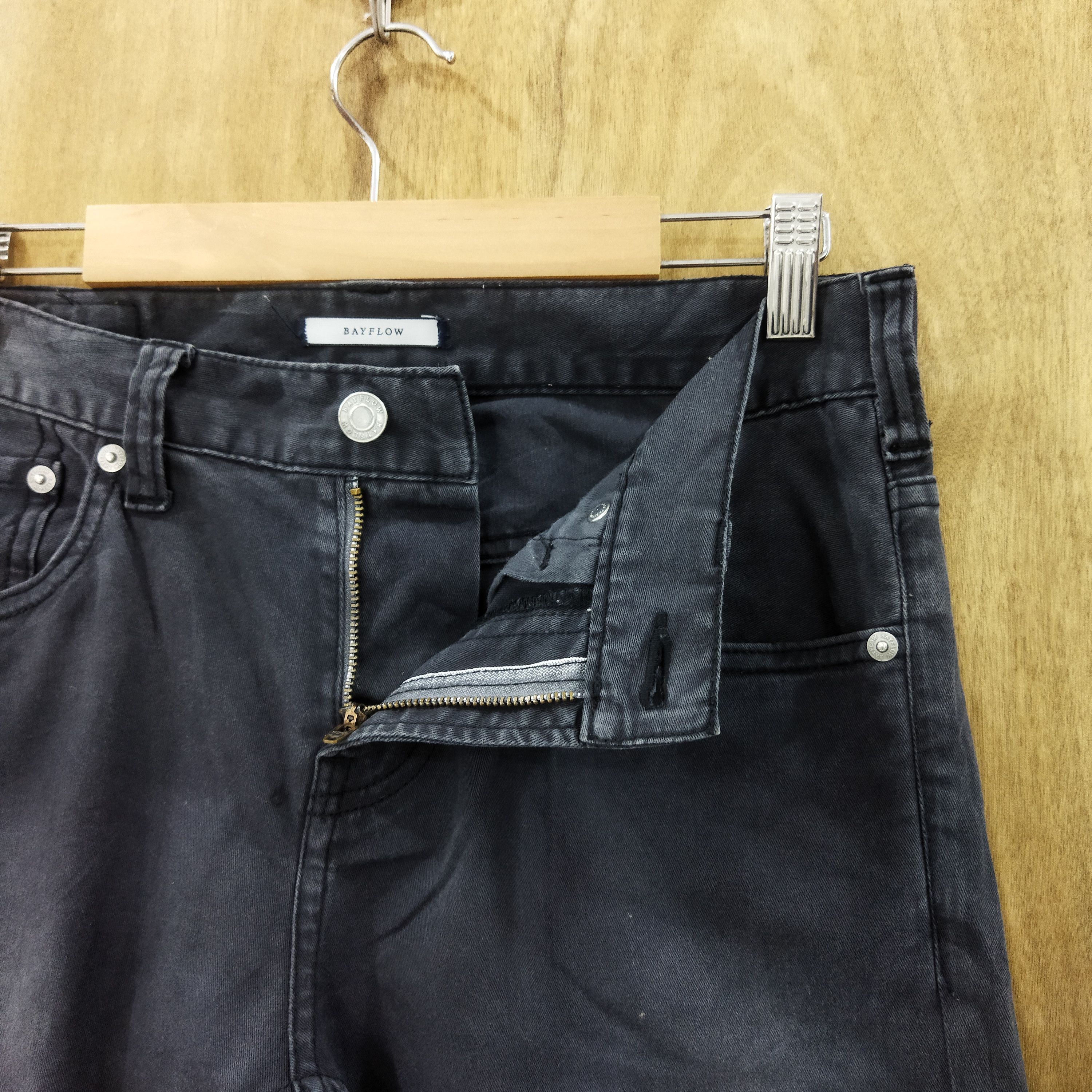 Japanese Brand BAYFLOW BLACK SKINNY CARGO PANTS Size US 28 / EU 44 - 6 Thumbnail