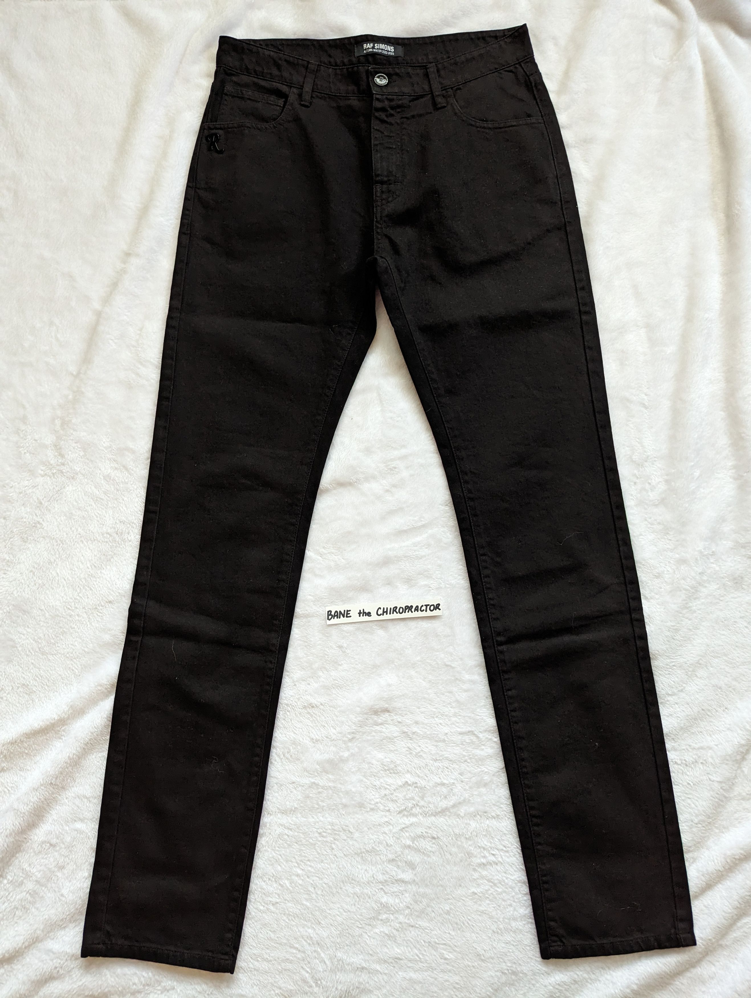 NWOT AW22 Slim Fit Black Denim Jeans Logo Patch 30 x 34