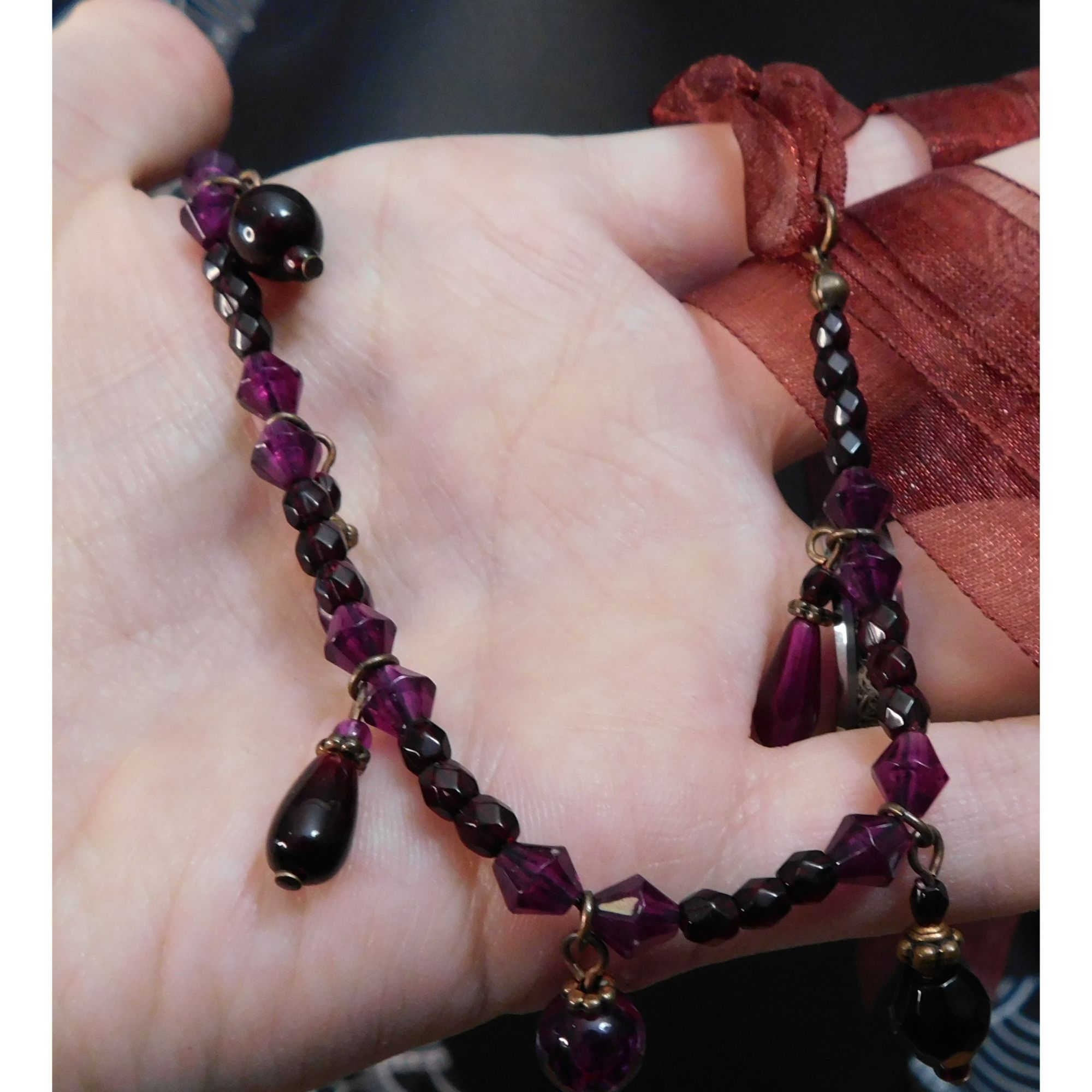 Handmade Handmade Gothic Red And Purple Tie On Beaded Necklace Size ONE SIZE - 4 Thumbnail