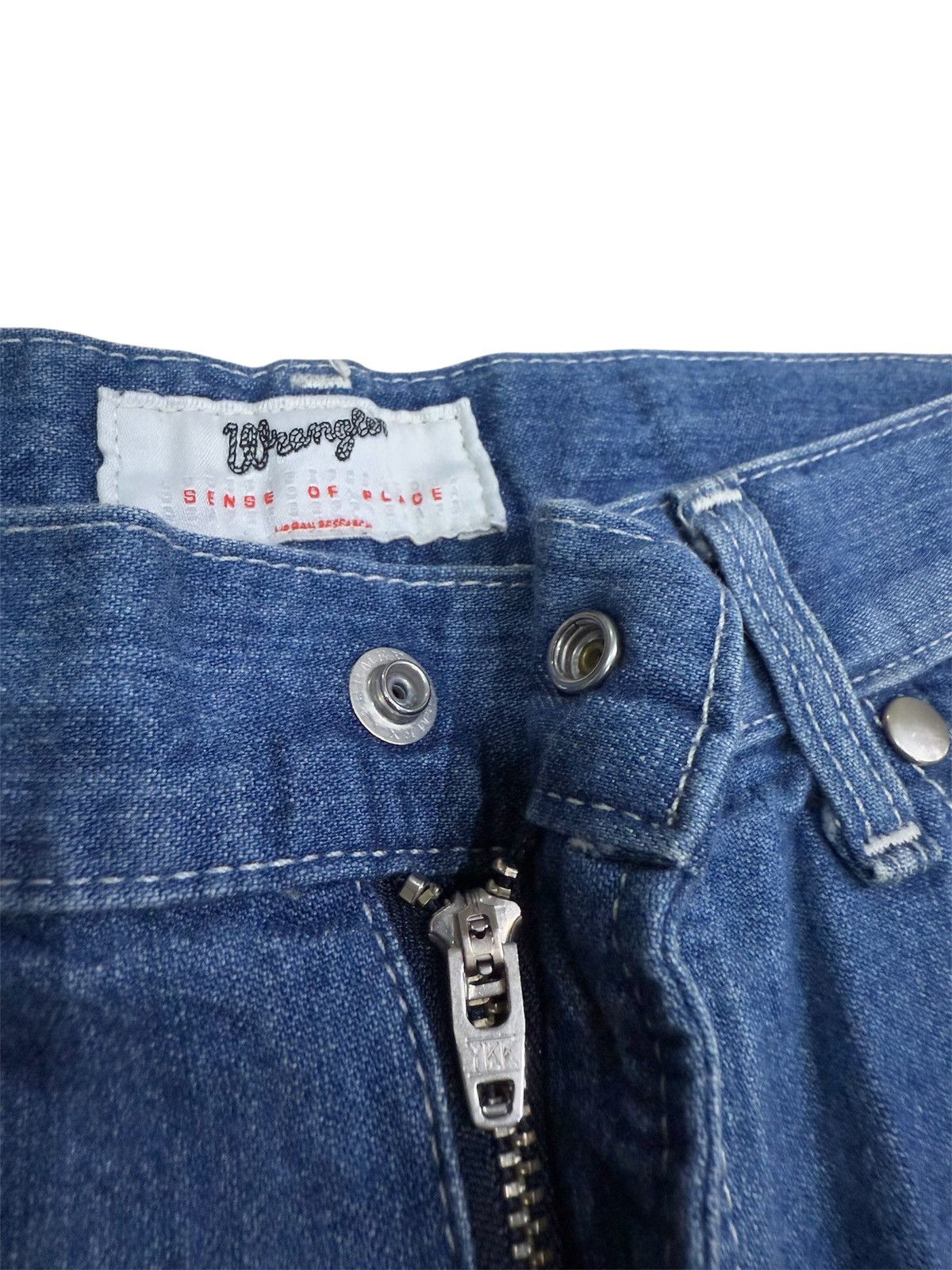 Wrangler WRANGLER SENSE OF PLACE DISTRESSED STYLE JEANS Size 29" - 9 Thumbnail