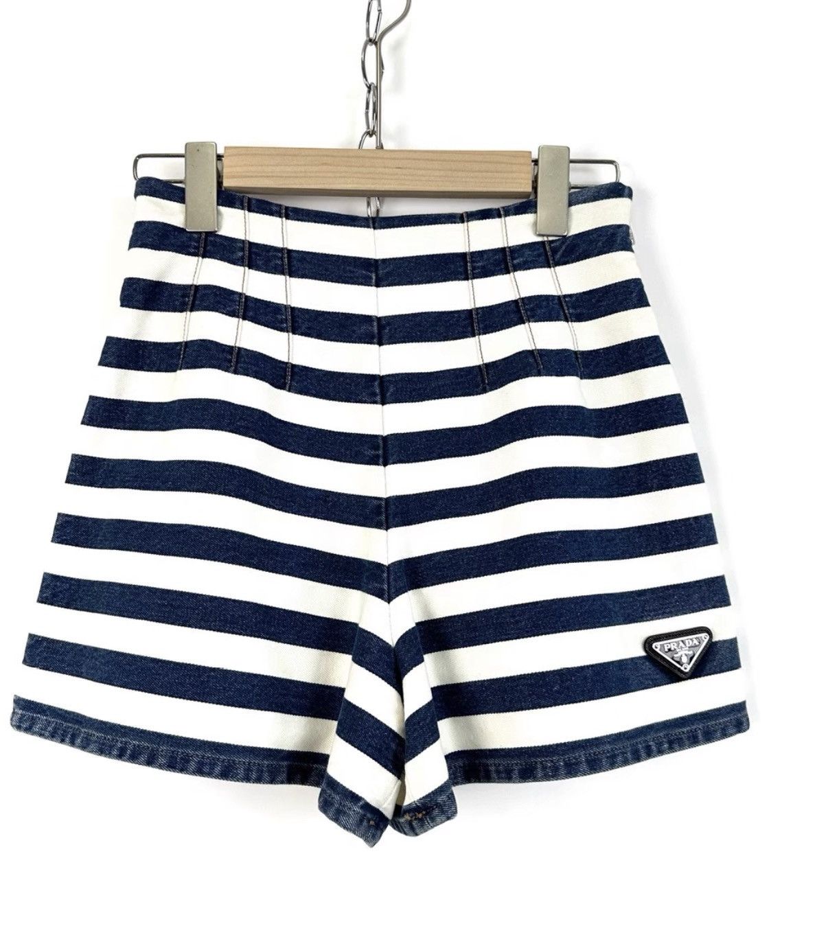 Prada Prada striped triangle logo high-waisted shorts K12 Size 25" / US 0 / IT 36 - 1 Thumbnail