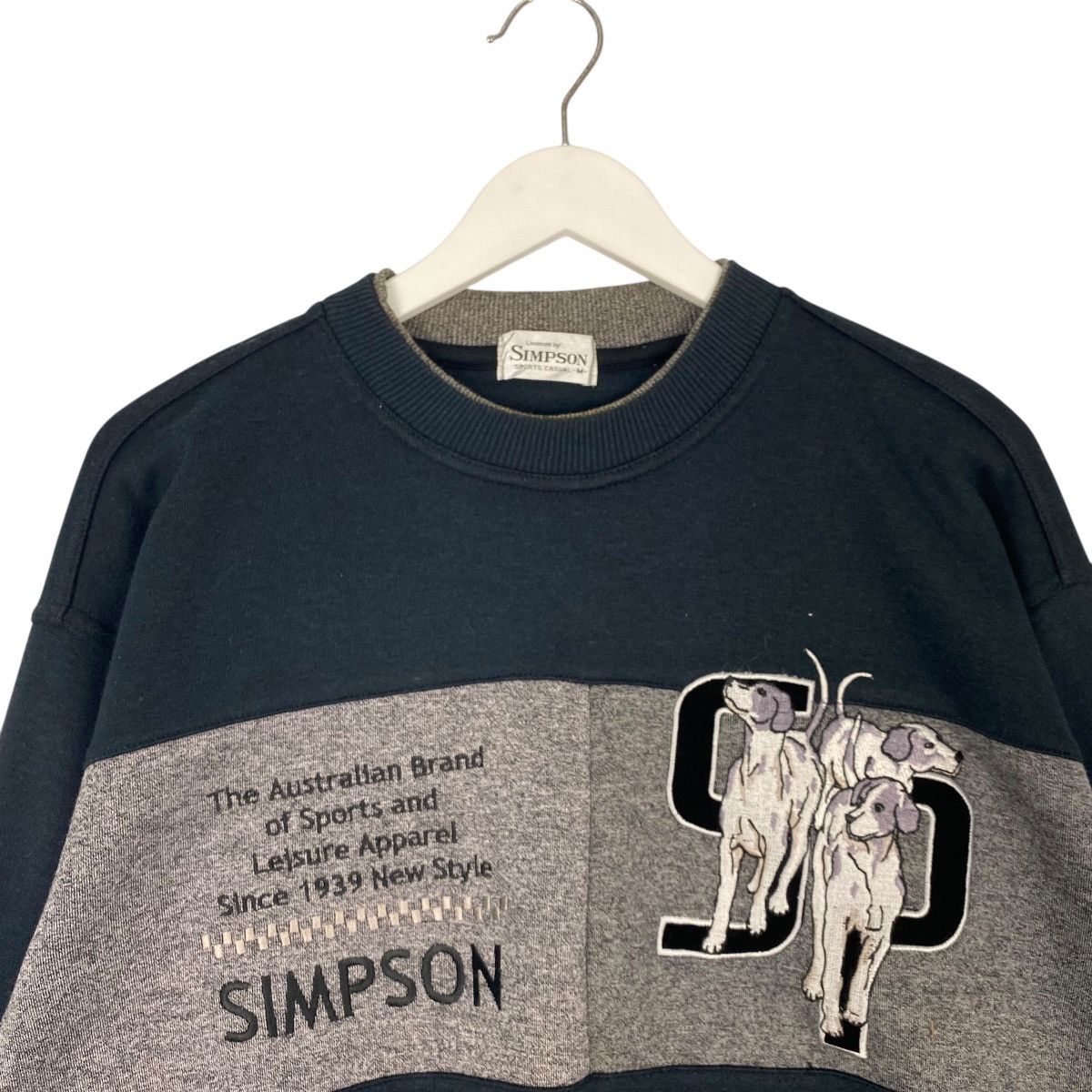 Vintage Vintage Simpson Australia Sweatshirt Logo Embroidery Size M Size US M / EU 48-50 / 2 - 4 Thumbnail