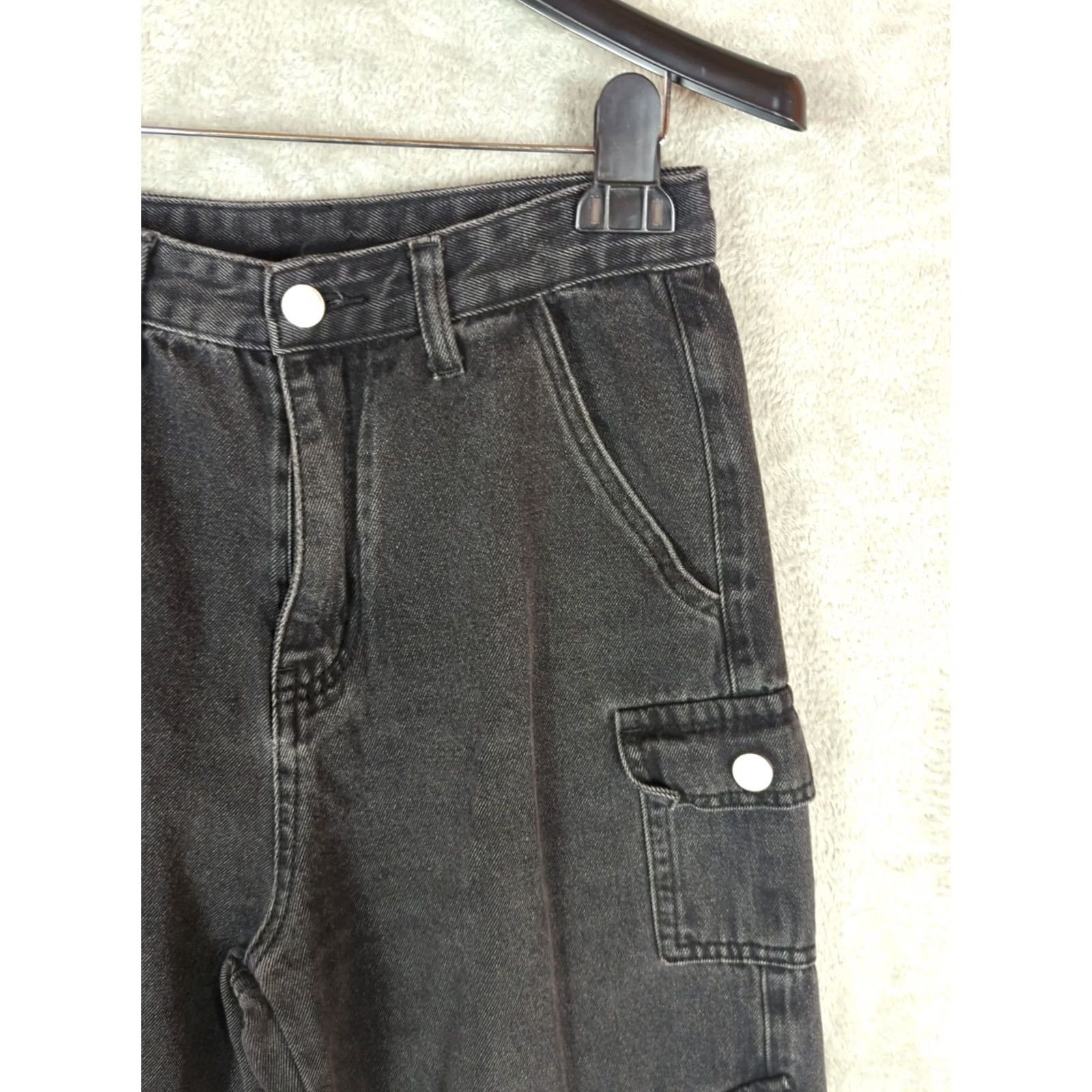Cider Cider Black Denim Wide-Leg Cargo Jeans Womens S Grunge Goth Modern Relaxed Fit Mid Rise Wide Leg Cargo Pocket Dark Wash Button Zip Size 28" / US 6 / IT 42 - 7 Thumbnail