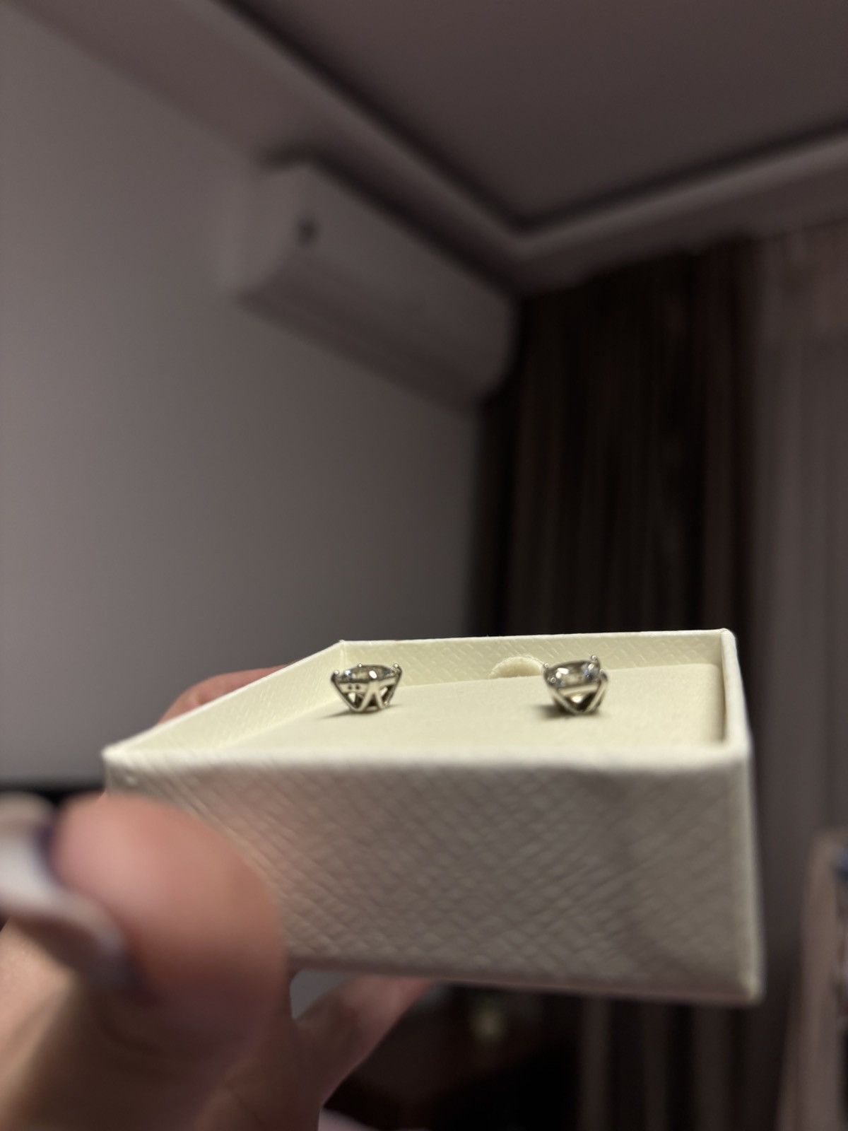 Swarovski Swarovski Crystal Stud Earrings Silver Tone Box + Warranty Size ONE SIZE - 2 Thumbnail