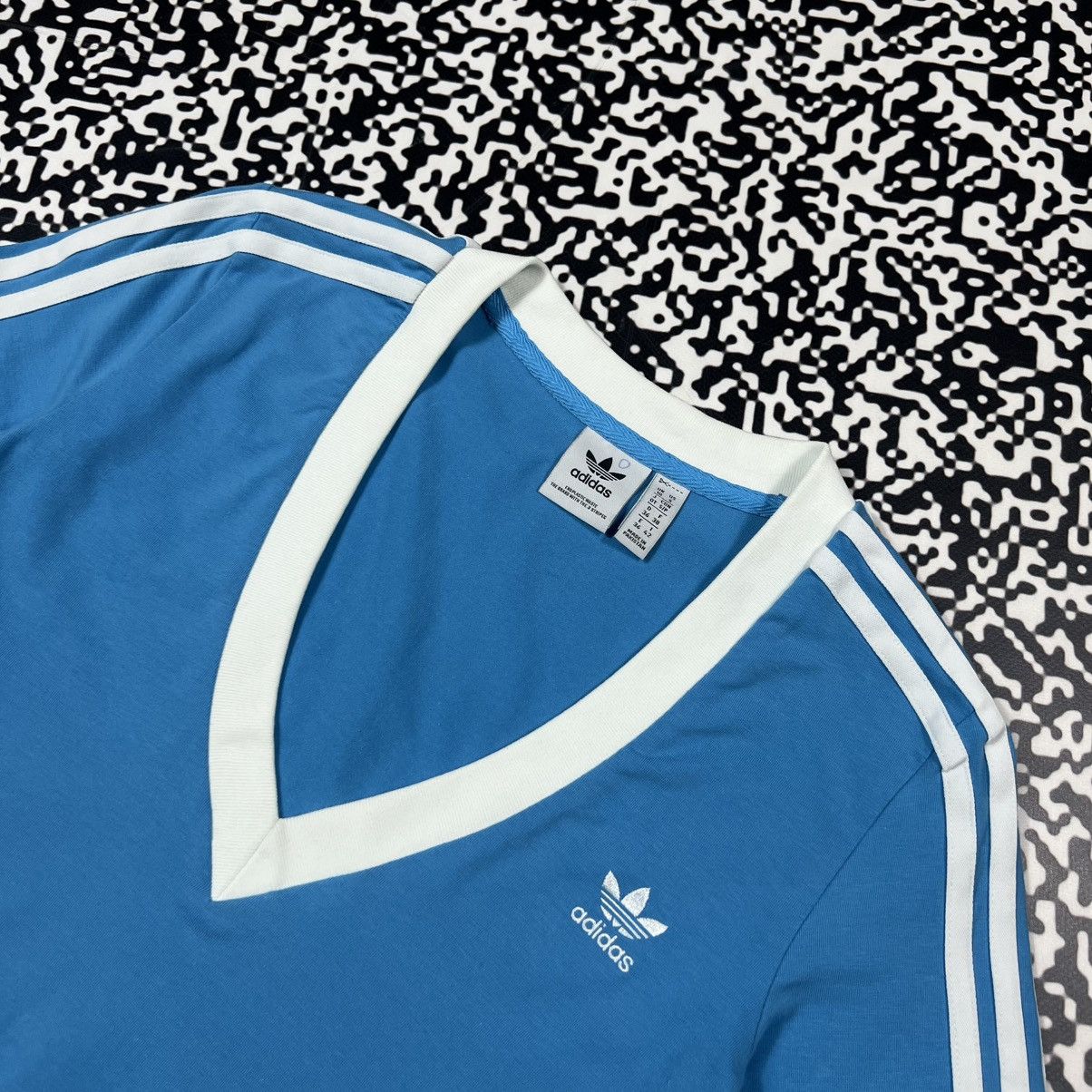 Adidas Vintage Y2K Adidas Retro V Neck Cropped T-shirt 90s Style Size S / US 4 / IT 40 - 7 Thumbnail