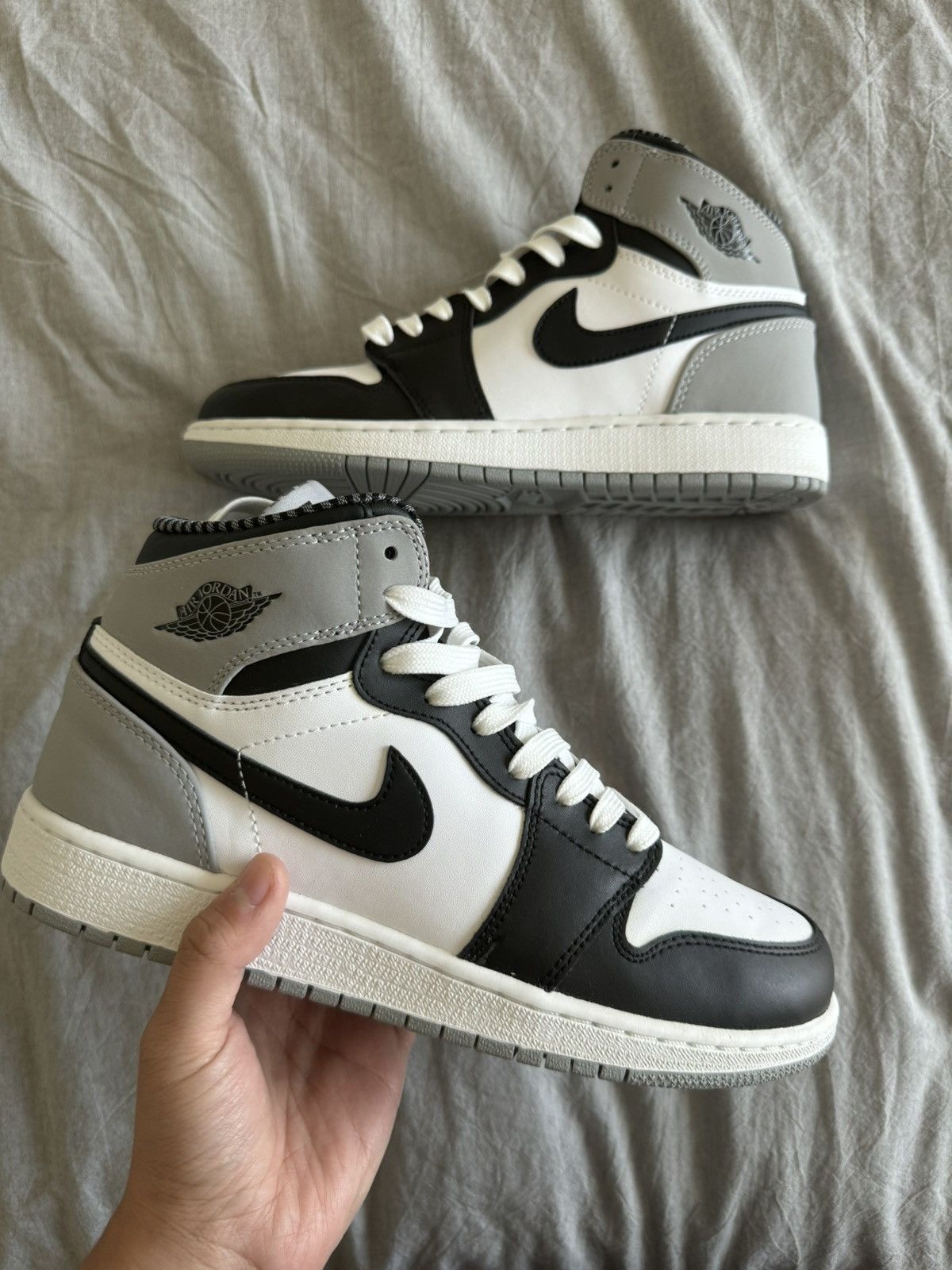Nike Jordan 1 baron Gs Size 7y Size US 7 / EU 40 - 1 Thumbnail