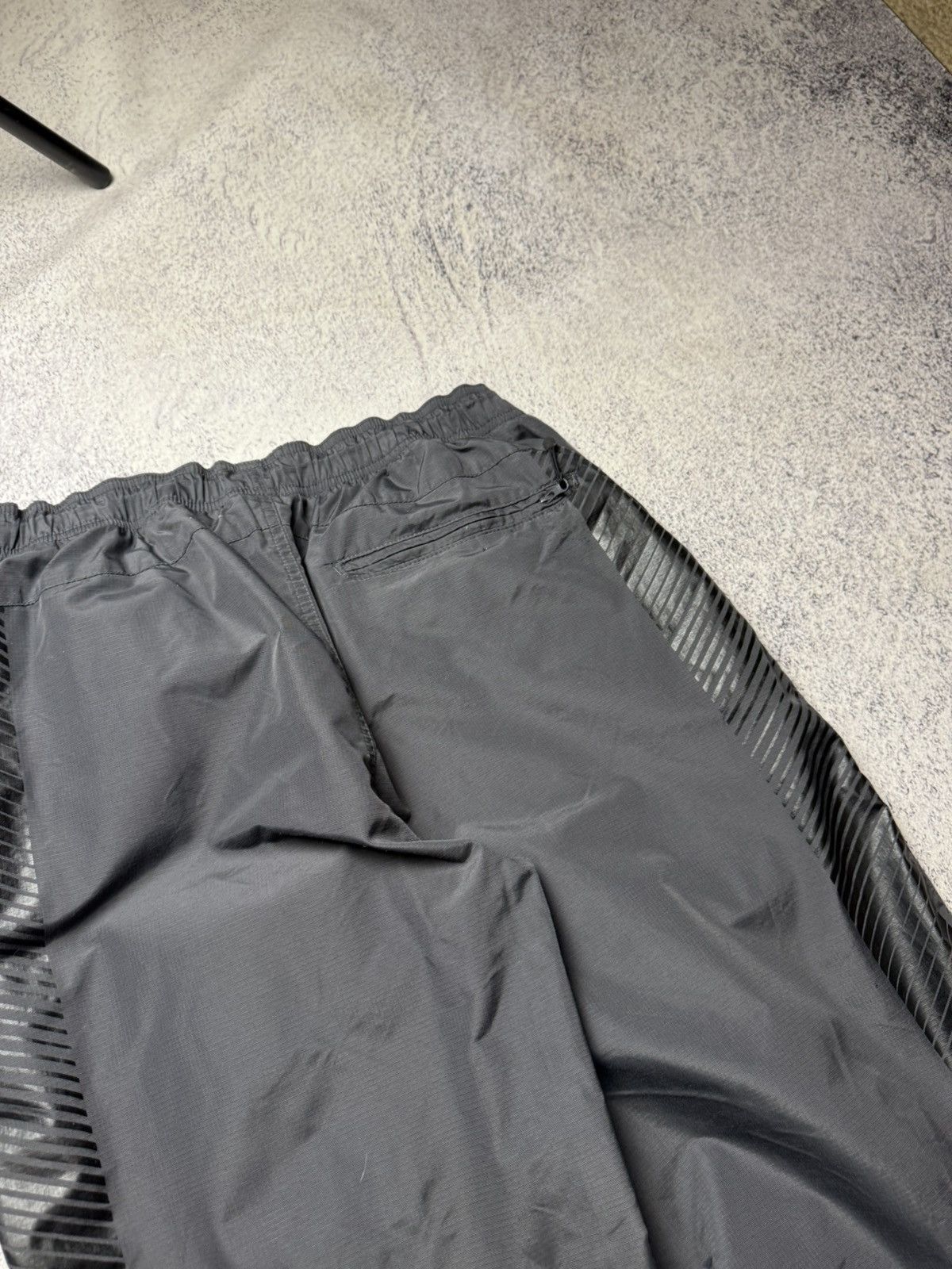Nike Vintage Nike Air Max Drill Pants Japanese Y2K Gorpcore Size US 34 / EU 50 - 25 Thumbnail