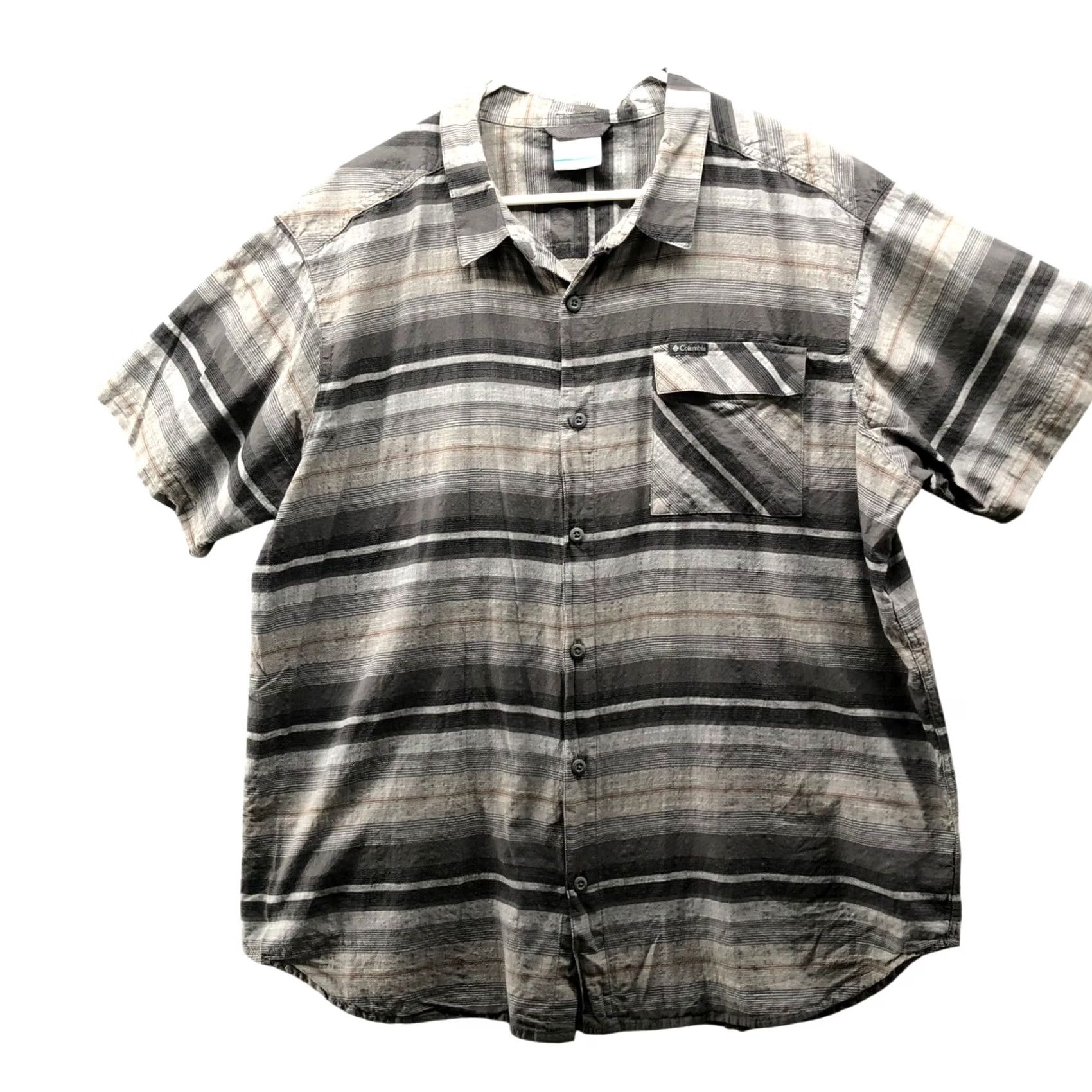 Vintage Columbia Shirt Mens XL Gray Striped Short Sleeve Button-Up Pocket Outdoor Casual Travel | All Seasons, Breathable, Pockets, Lightweight Size US XL / EU 56 / 4 - 2 Thumbnail